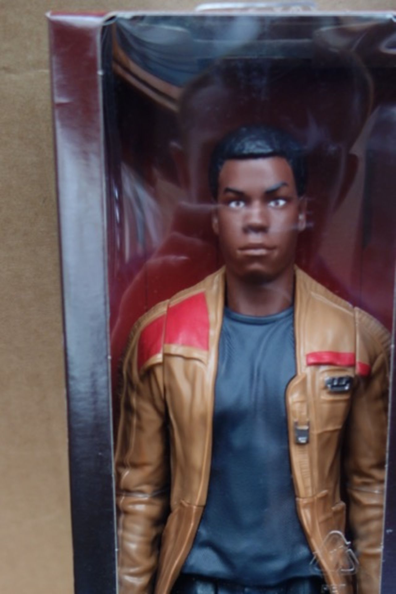 15 x Brand New - Star Wars - The Force Awakens. Finn (JAKKU) 12 Inch Figure's - Image 2 of 3