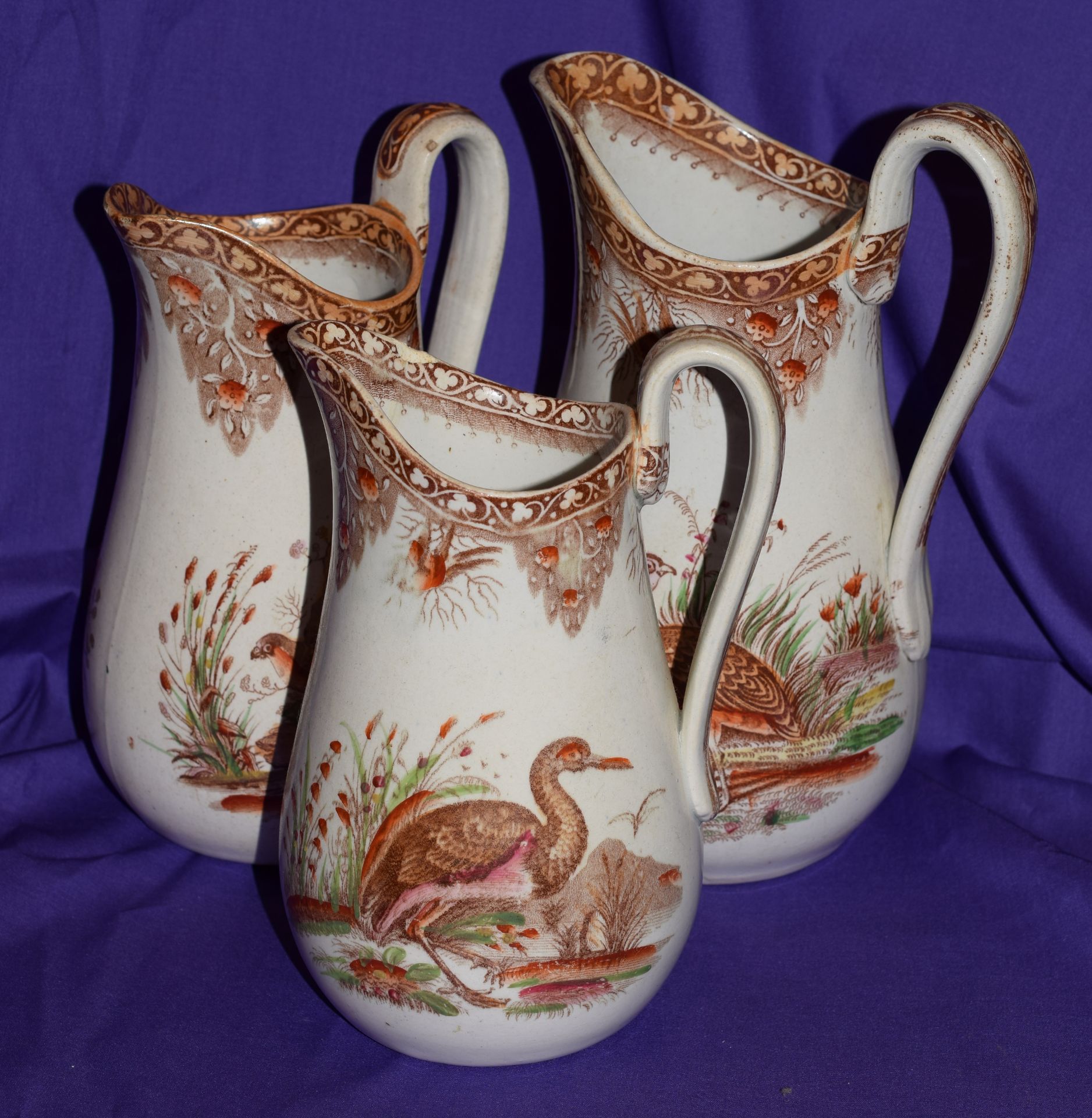 Set Of 3 Swansea Graduated Jugs Bird Pattern