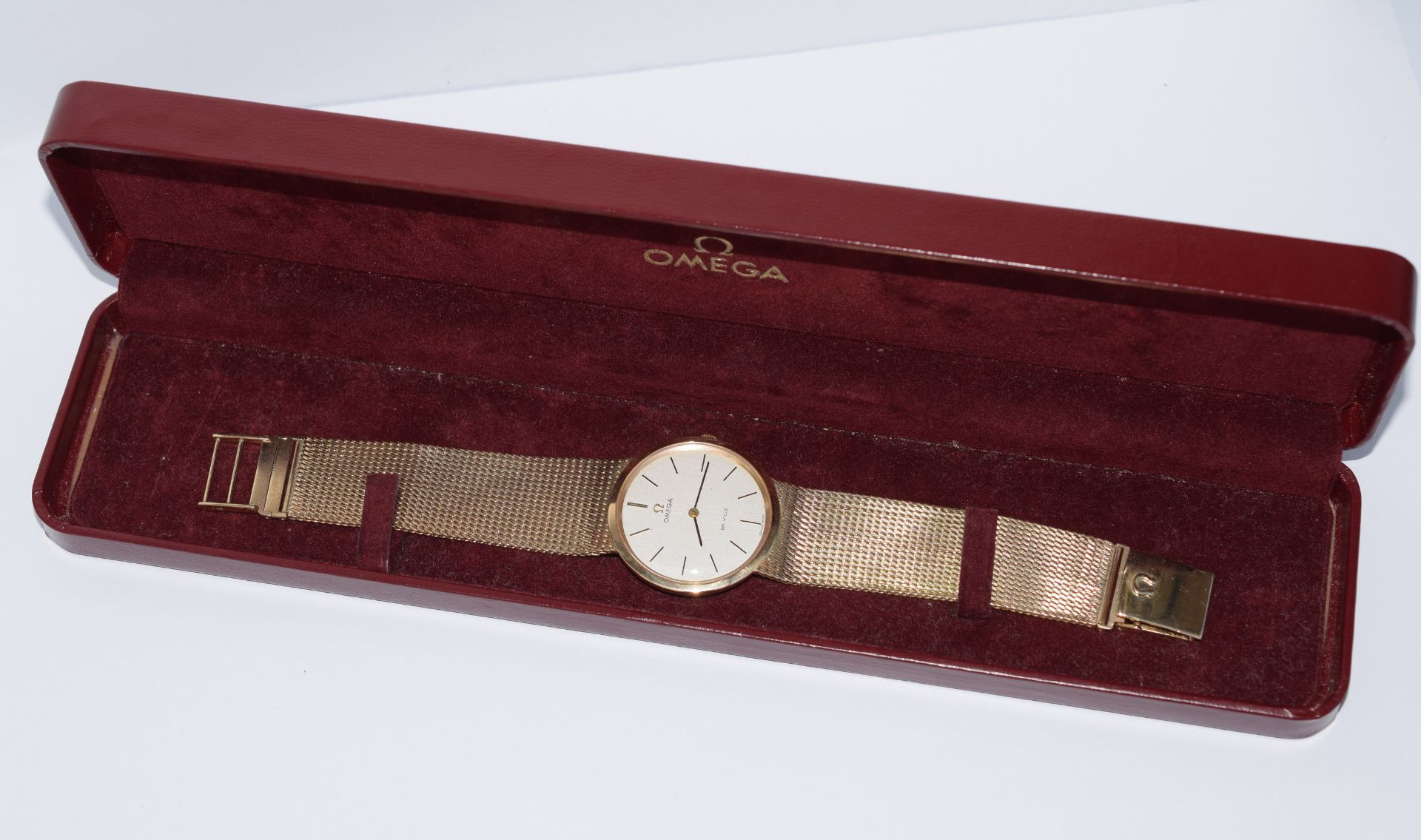 9ct Gold Omega De Ville Gentleman's Wristwatch On 9ct Solid Gold Bracelet**reserve lowered 8.10.16** - Image 2 of 13