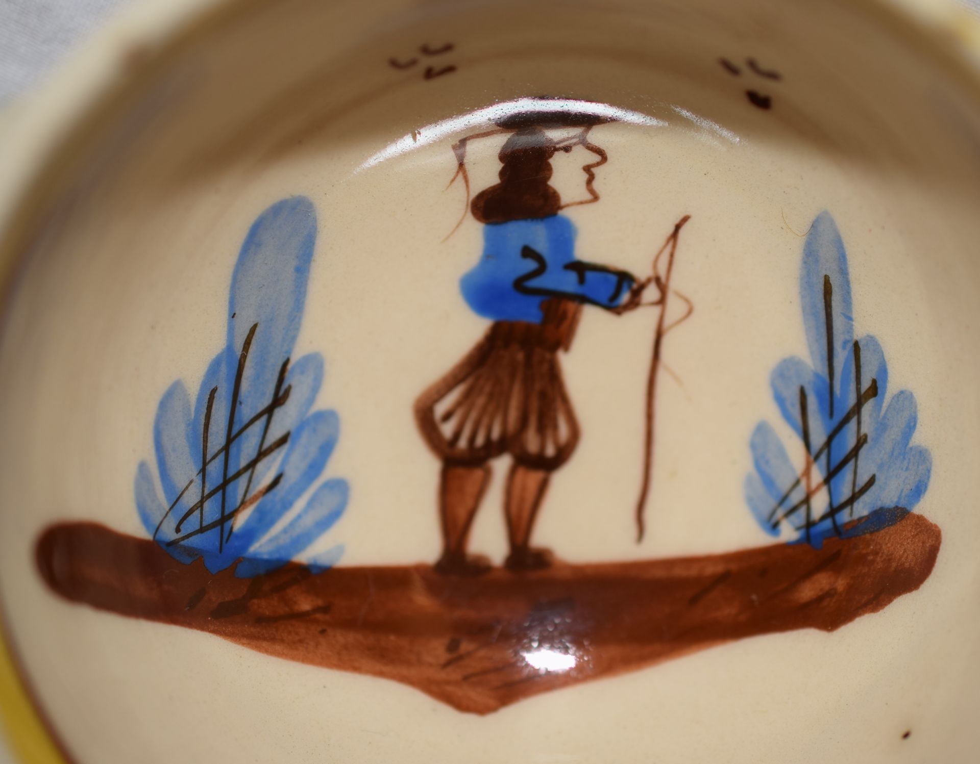 Vintage Quimper Lug Bowl Breton Fisherman - Image 2 of 4