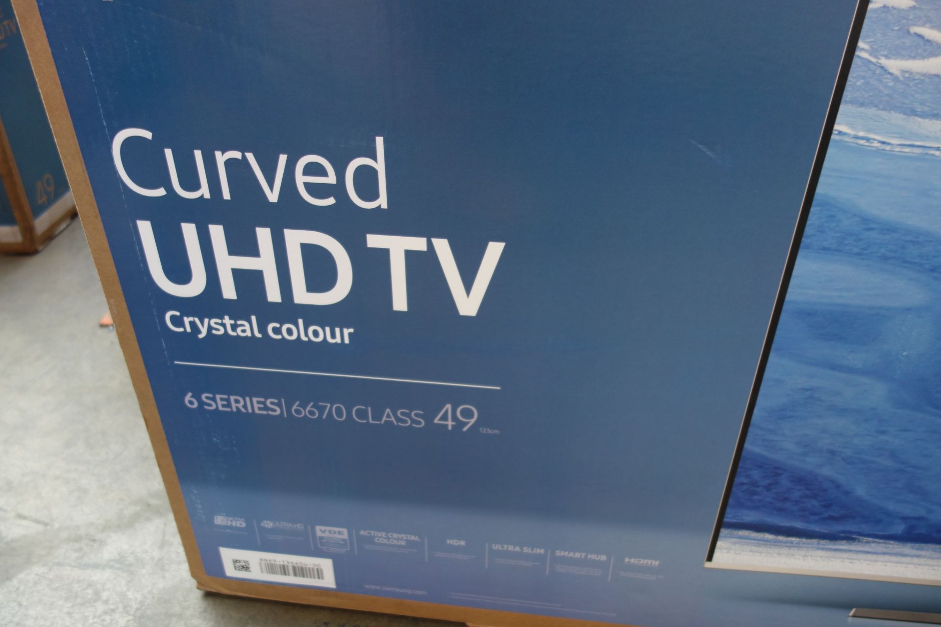 SAMSUNG UE49KU6670 Smart 4k Ultra HD HDR 49" Curved TV. RRP £949. 4k Ultra HD picture is up to 4 - Image 2 of 2