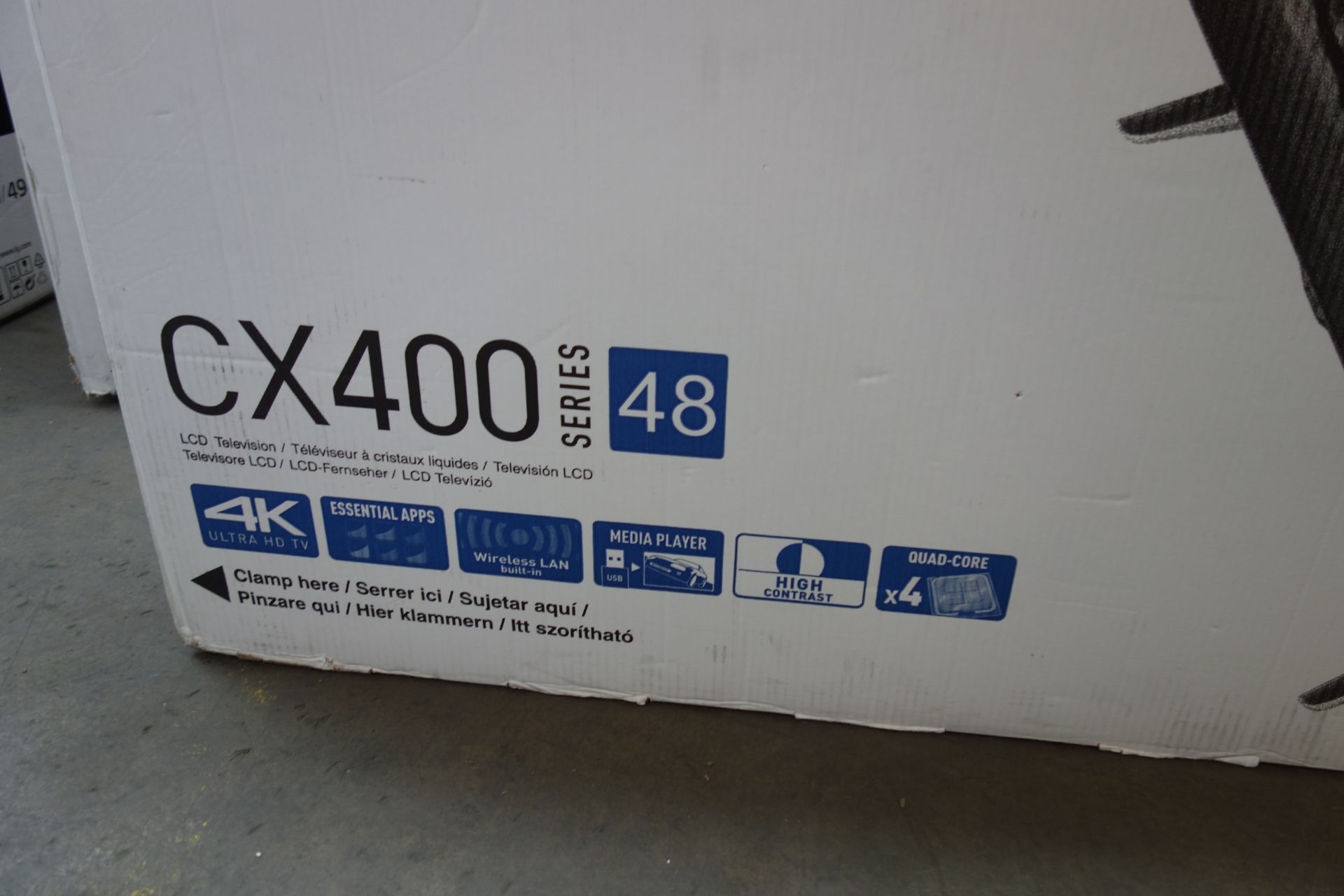 Panasonic TX-48CX400B 48" 3D 4K Smart UHD LED TV. RRP £699. Quad Core Processor, 4K Ultra HD TV 3840 - Image 2 of 5