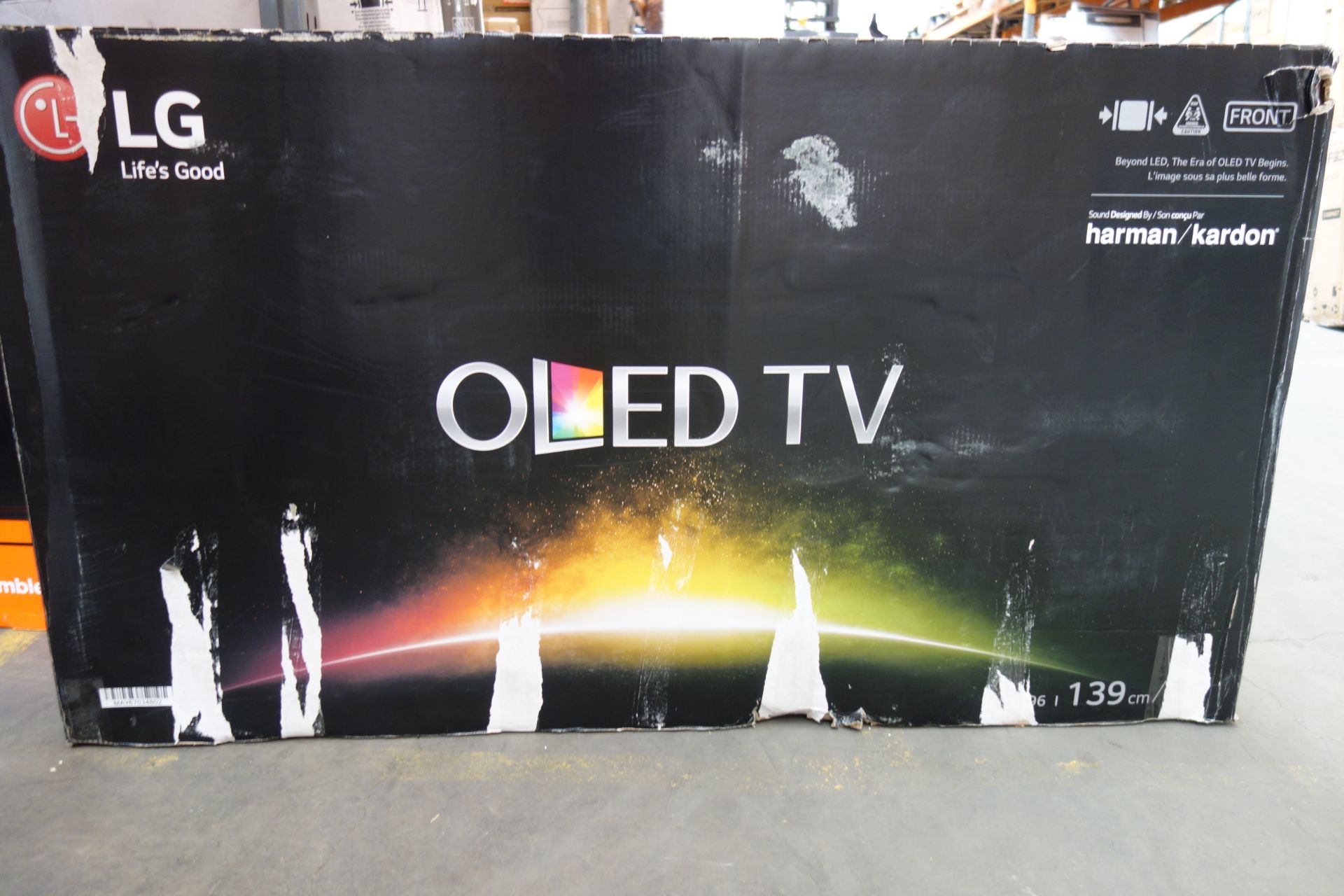 LG 55EG960V Smart 3D 4k Ultra HD 55" Curved OLED TV. RRP £2,499. 4k Ultra HD picture is up to 4