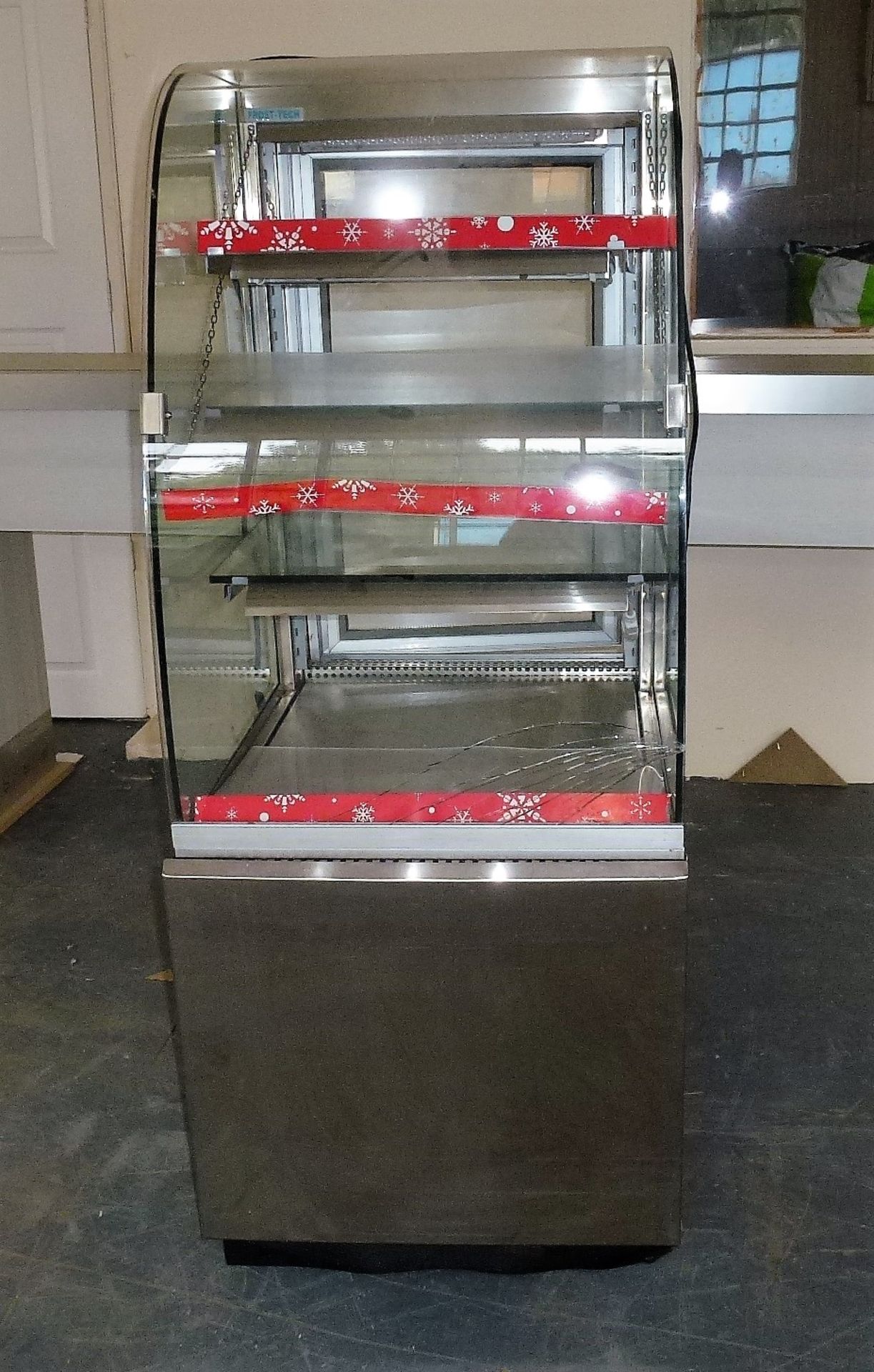 1 x Display Fridge broken Glass H x 1500 W x 590 D x 780