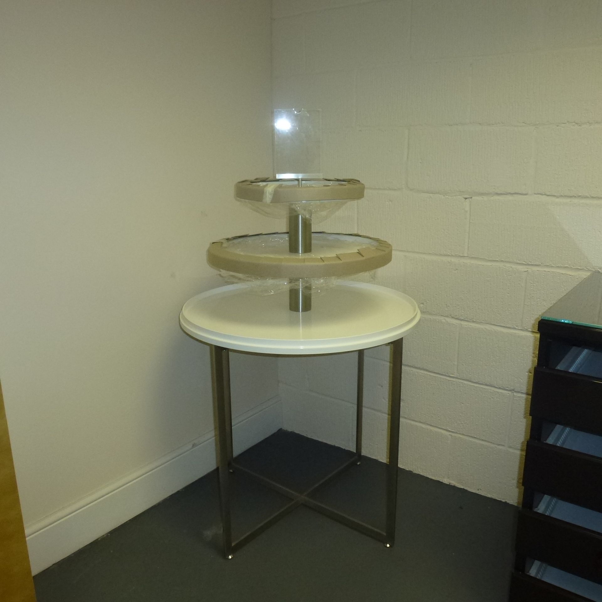 11 x CK 3 Tier Cup Cake stands H x 1200 W x 800 Dia