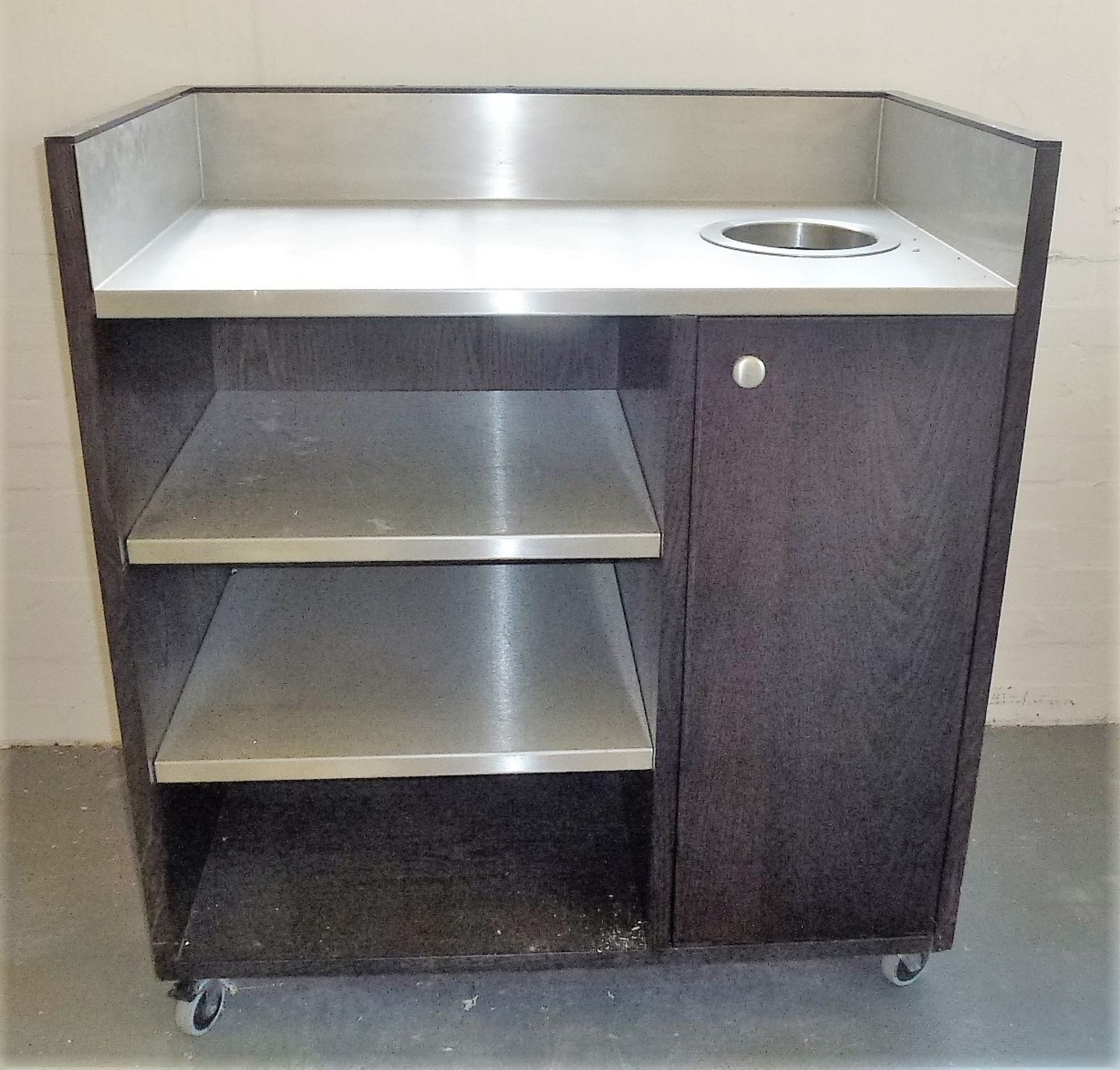 1 x KFC Servery Unit H x 1100 W x 990 D x 570 - Image 4 of 6