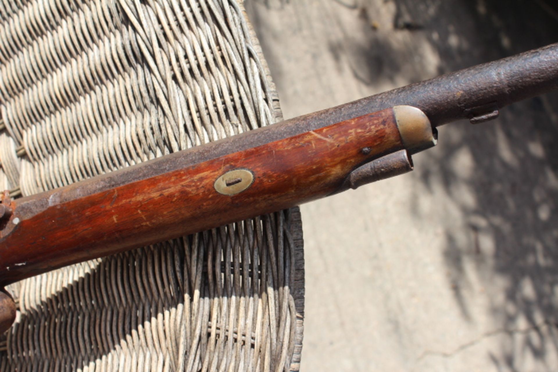 19th Century musket rifle. Great stock on the musket. The overall length is 125cm with the barrel - Image 7 of 8