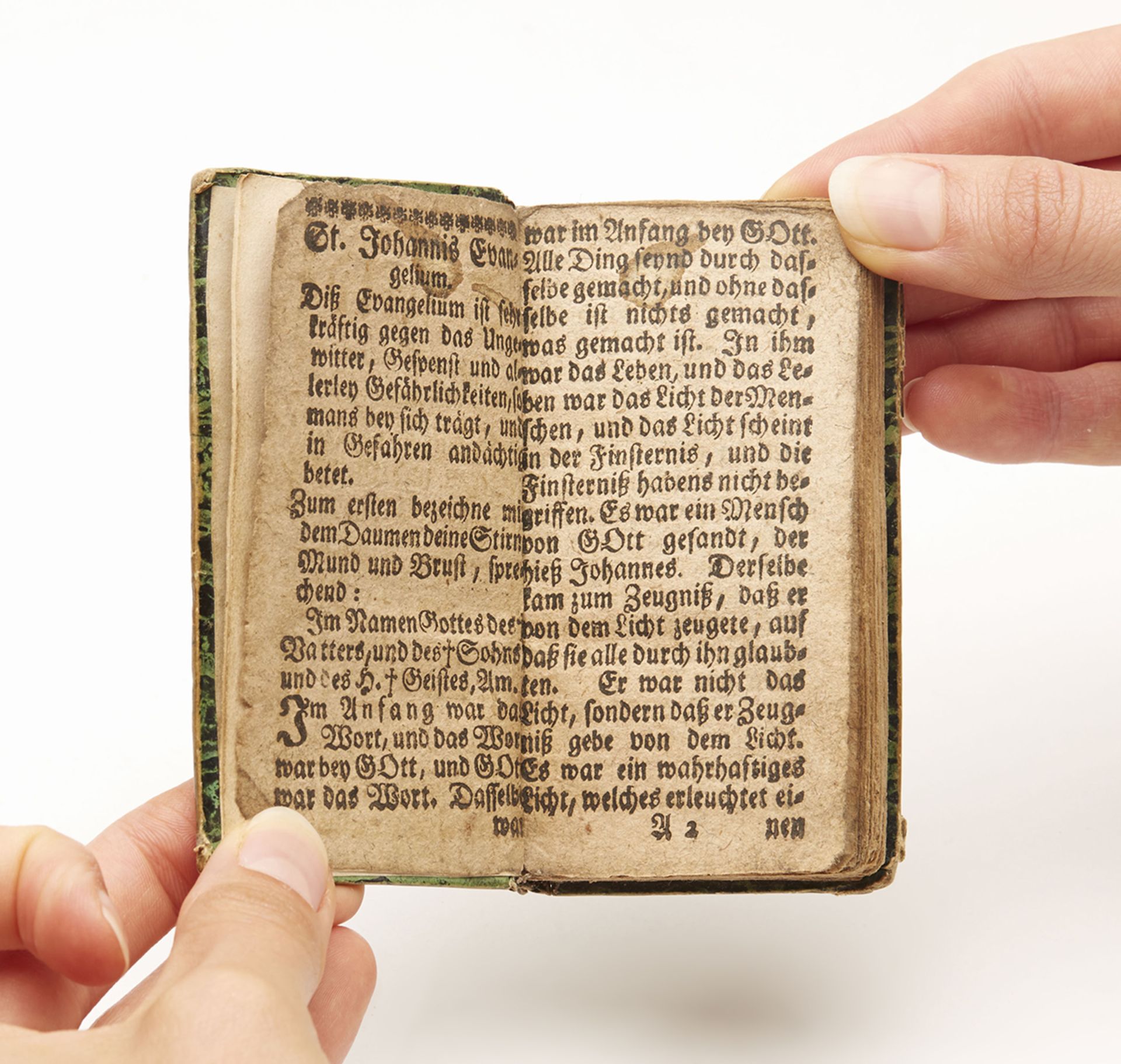 RARE GERMAN ILLUSTRATED MINIATURE PRAYER BOOK c.1647 - Image 5 of 9