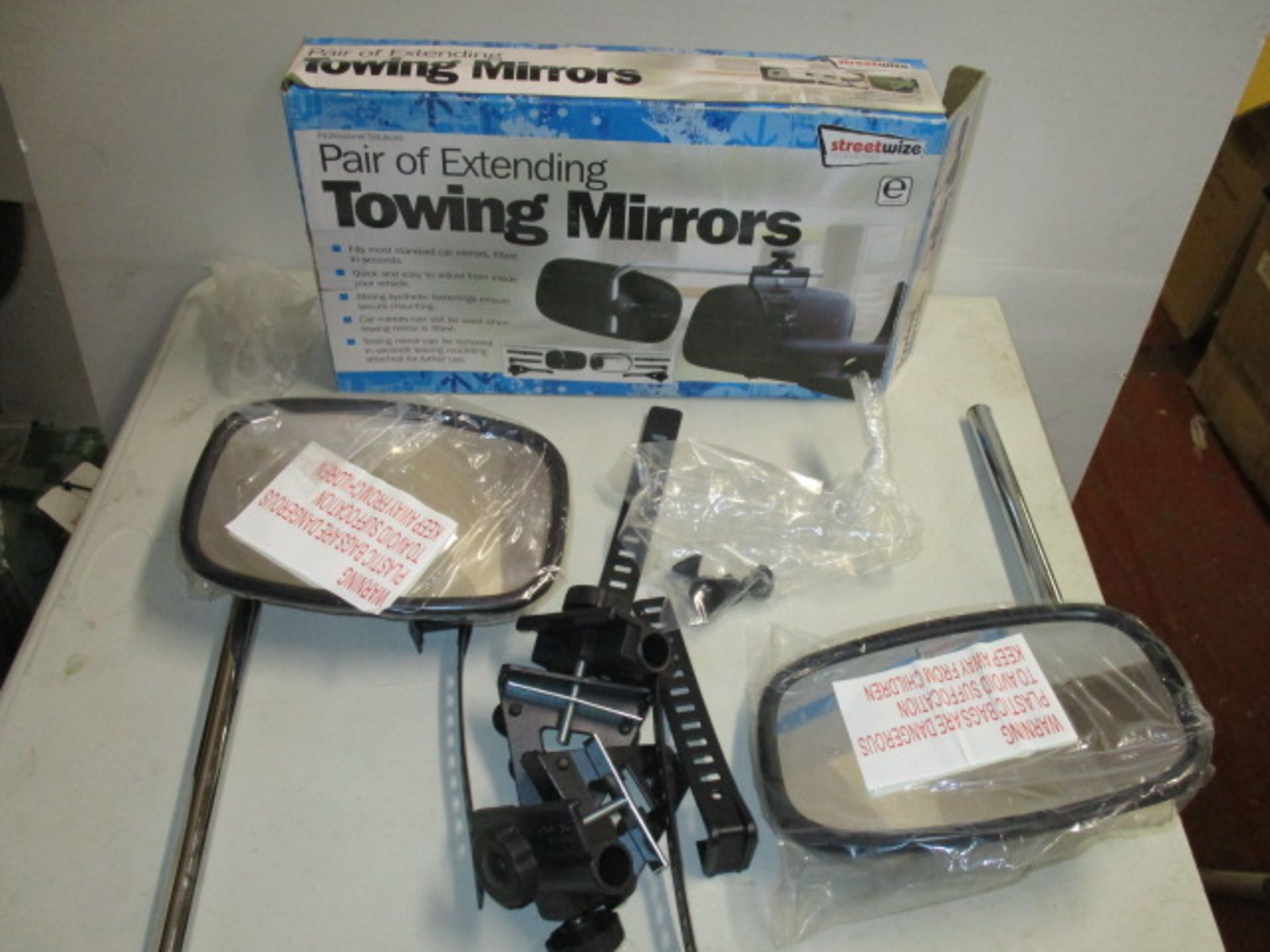 New Streetwize pair of extending towing mirrors