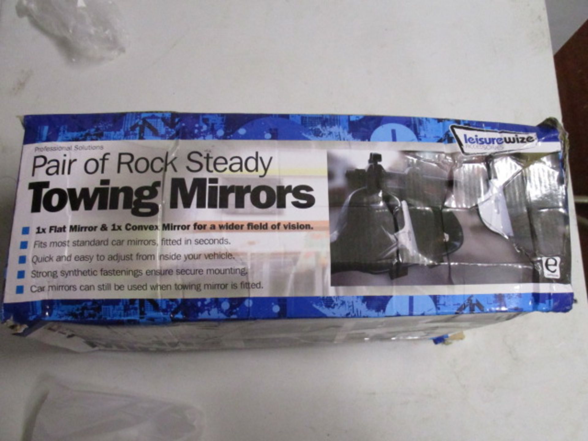New pair of Leisurewize Accessories Rock Steady towing mirrors damaged packaging