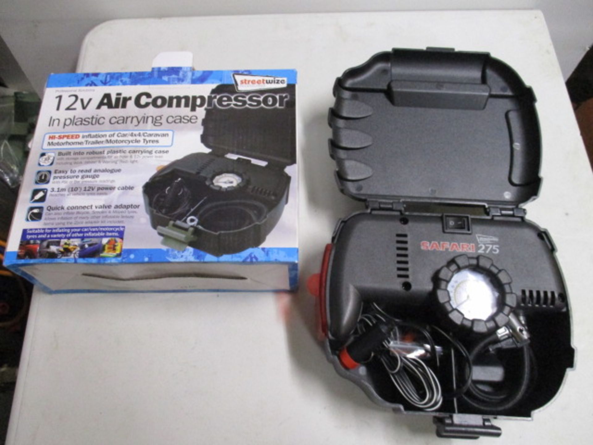 New Streetwize 12V air compressor in plastic carry case Model: Safari 275 Hi Speed inflation of