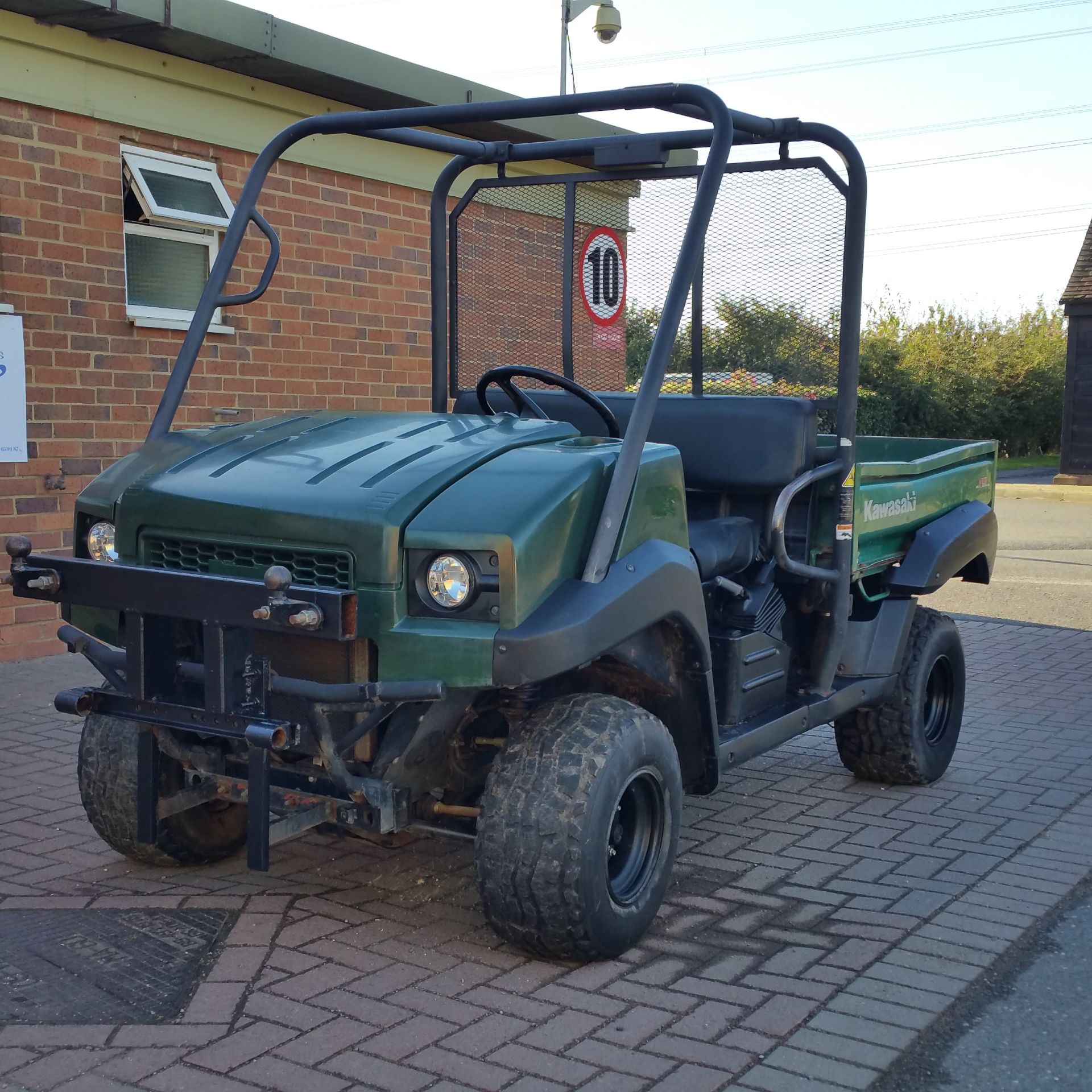 Kawasaki Mule 4010. Year 2009. Hours 1880. Electric tipping body. - Image 3 of 6