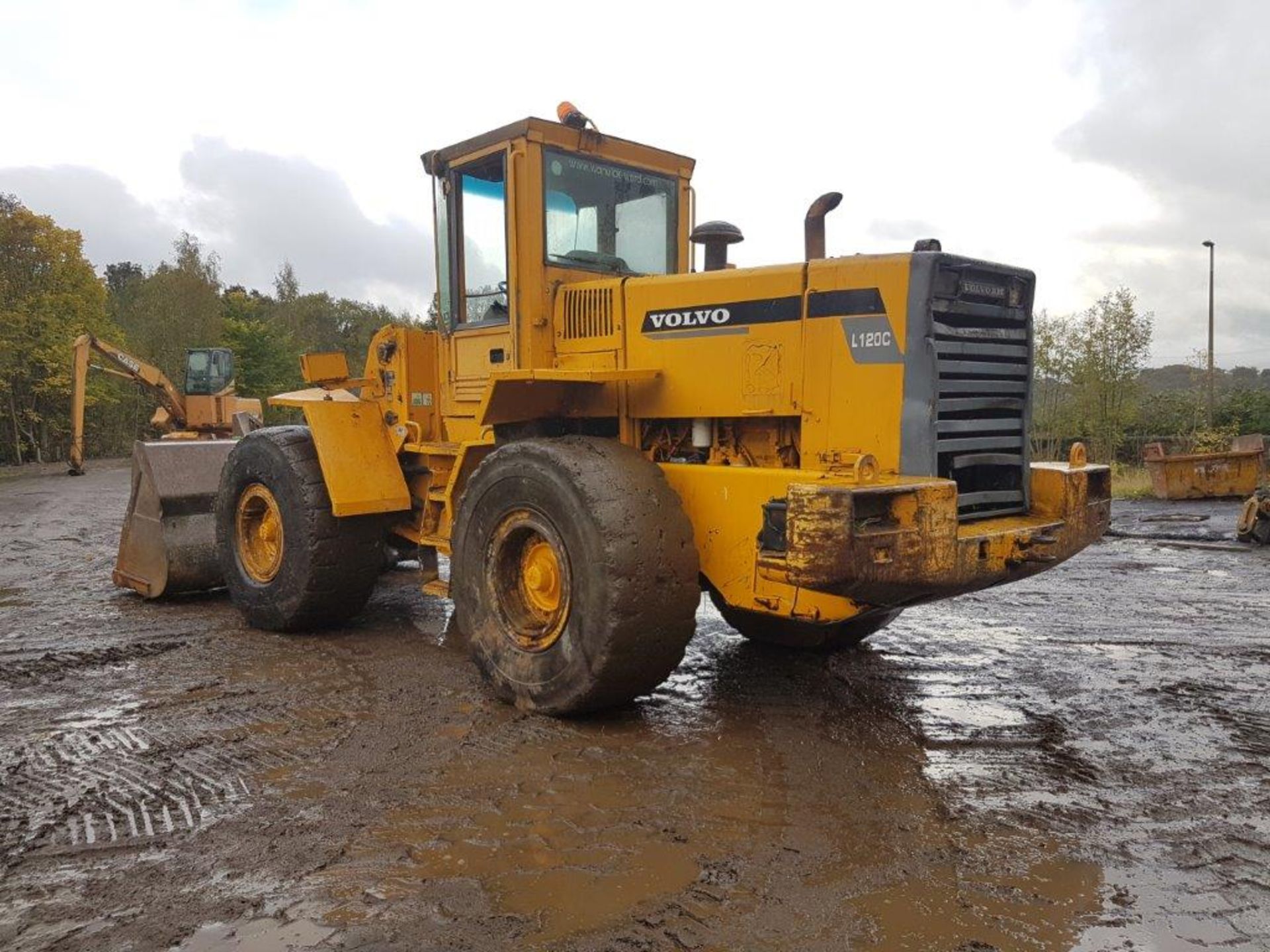 Volvo L120C Loading Shovel - Bild 2 aus 6