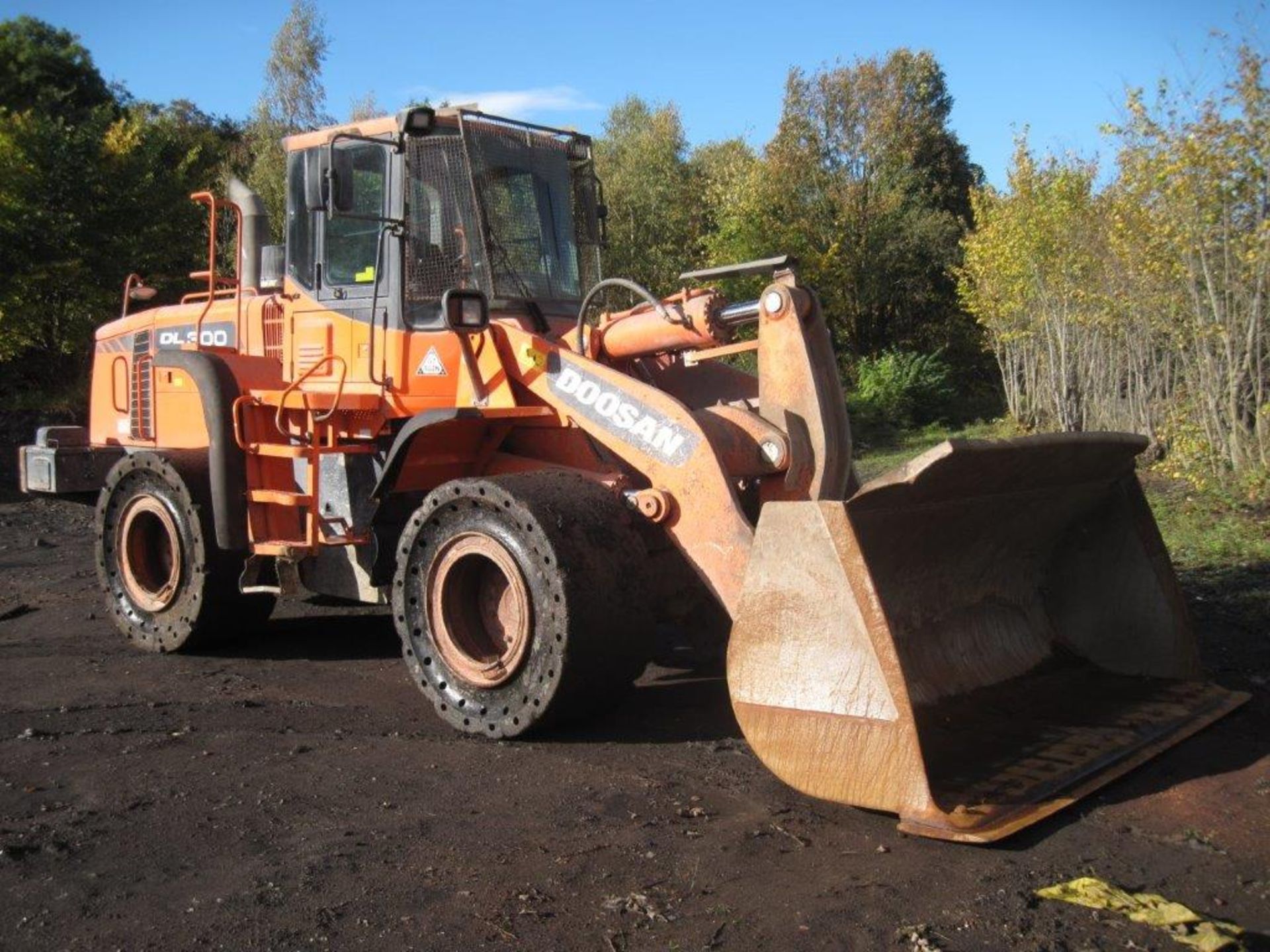 Doosan DL300 Loading Shovel - Image 6 of 6