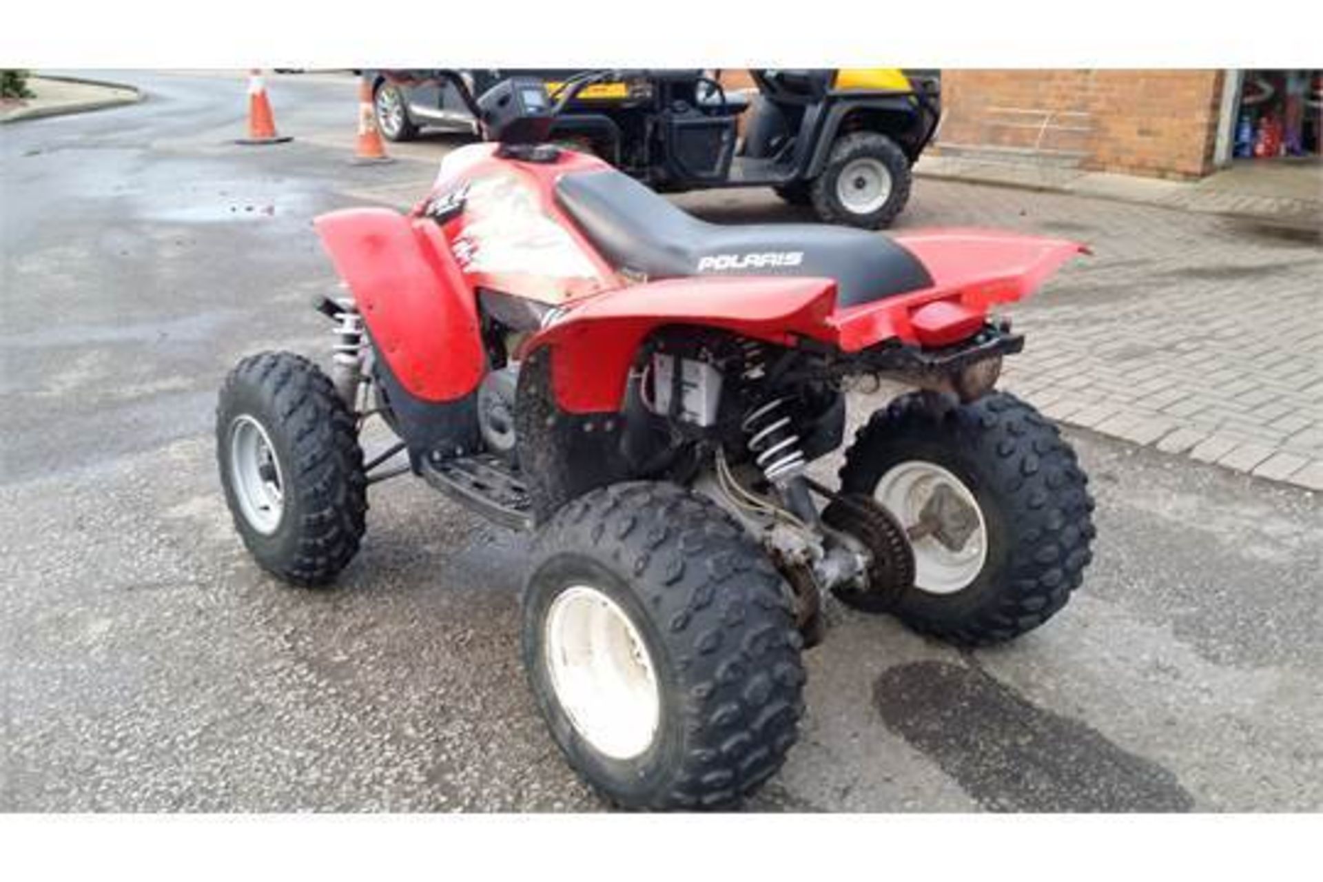 Polaris 330 Trail Blazer NO VAT Year 2002 Electric start Fully serviced Original tool kit Delivery - Image 4 of 6