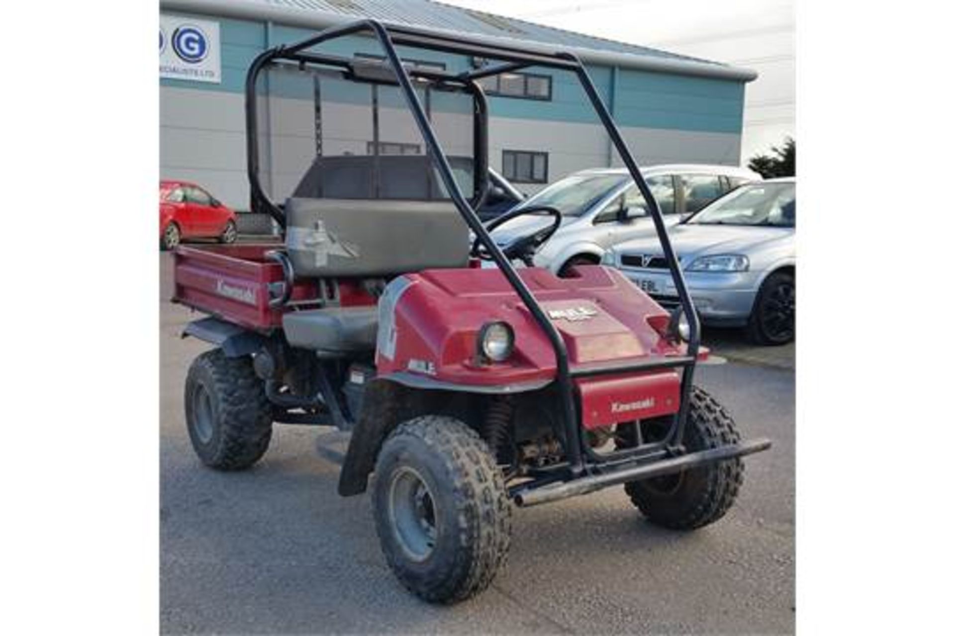 Kawasaki Mule 550 petrol Hours 1050 2wd Manual tipping body Continuously variable transmission - Image 2 of 6