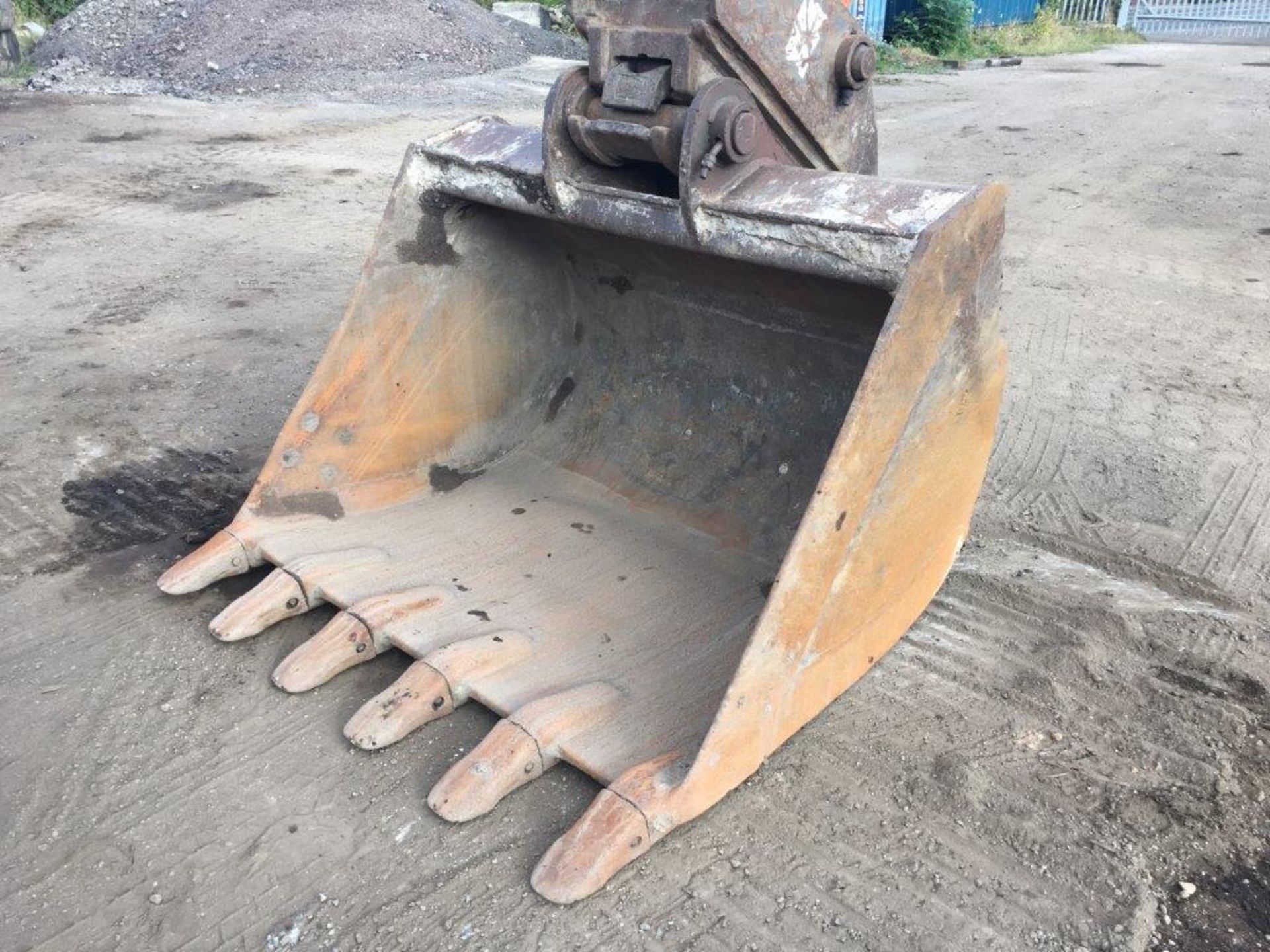 Doosan DX225LC Excavator - Image 4 of 6