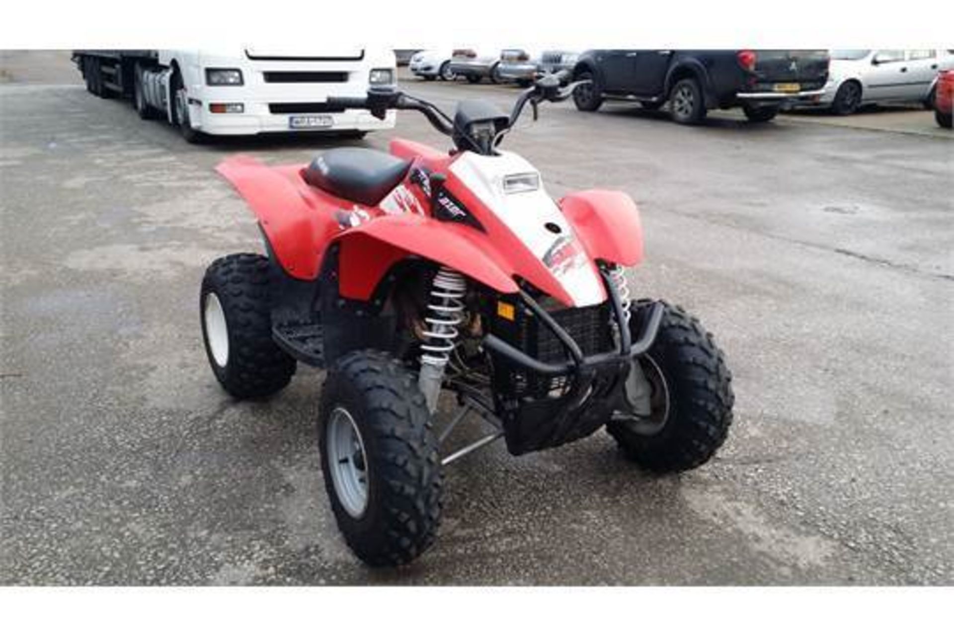 Polaris 330 Trail Blazer NO VAT Year 2002 Electric start Fully serviced Original tool kit Delivery - Image 5 of 6