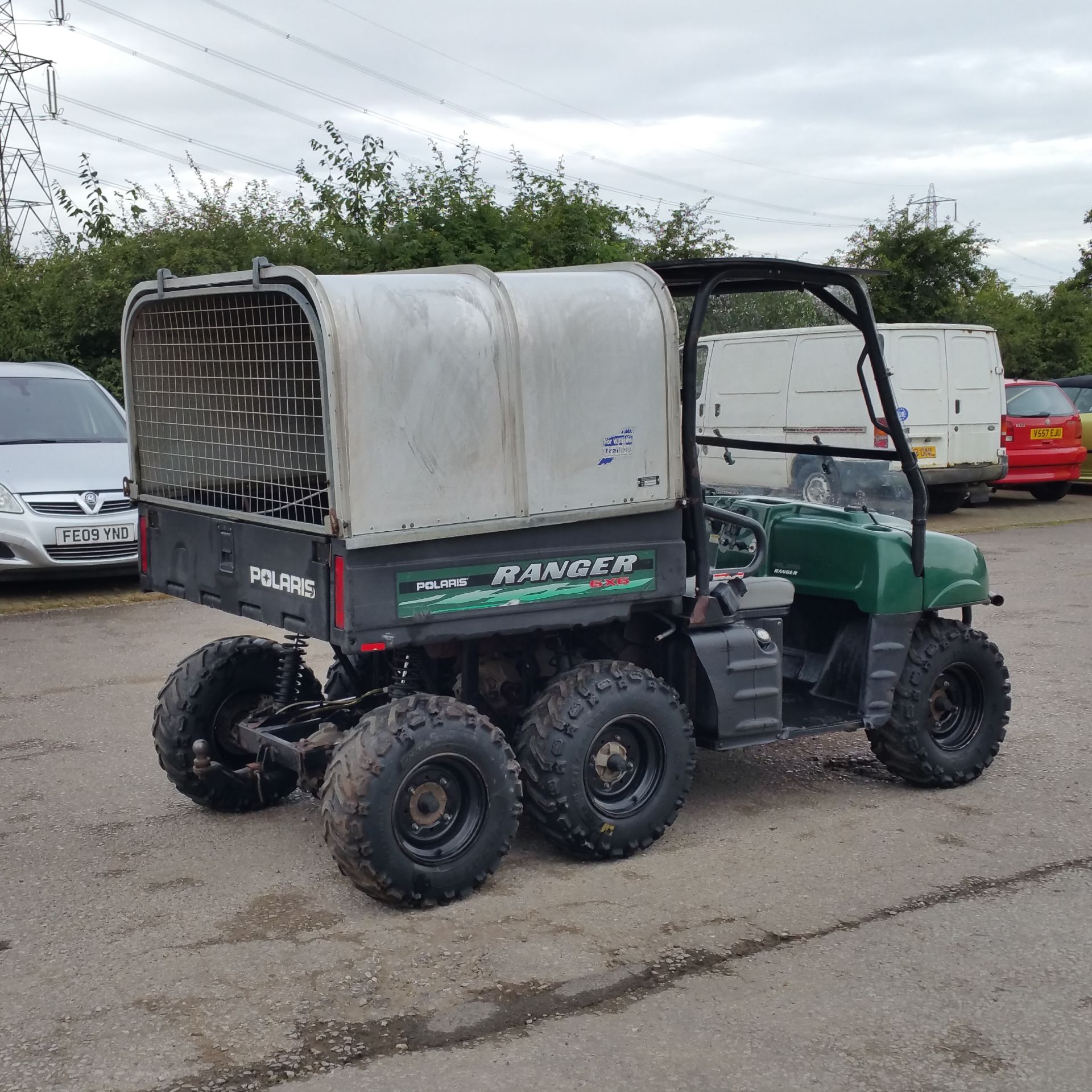 Polaris Ranger 6x6 500cc single cylinder petrol Hours 932 Year of manufacture 2004 4 or 6 wheel - Image 4 of 7