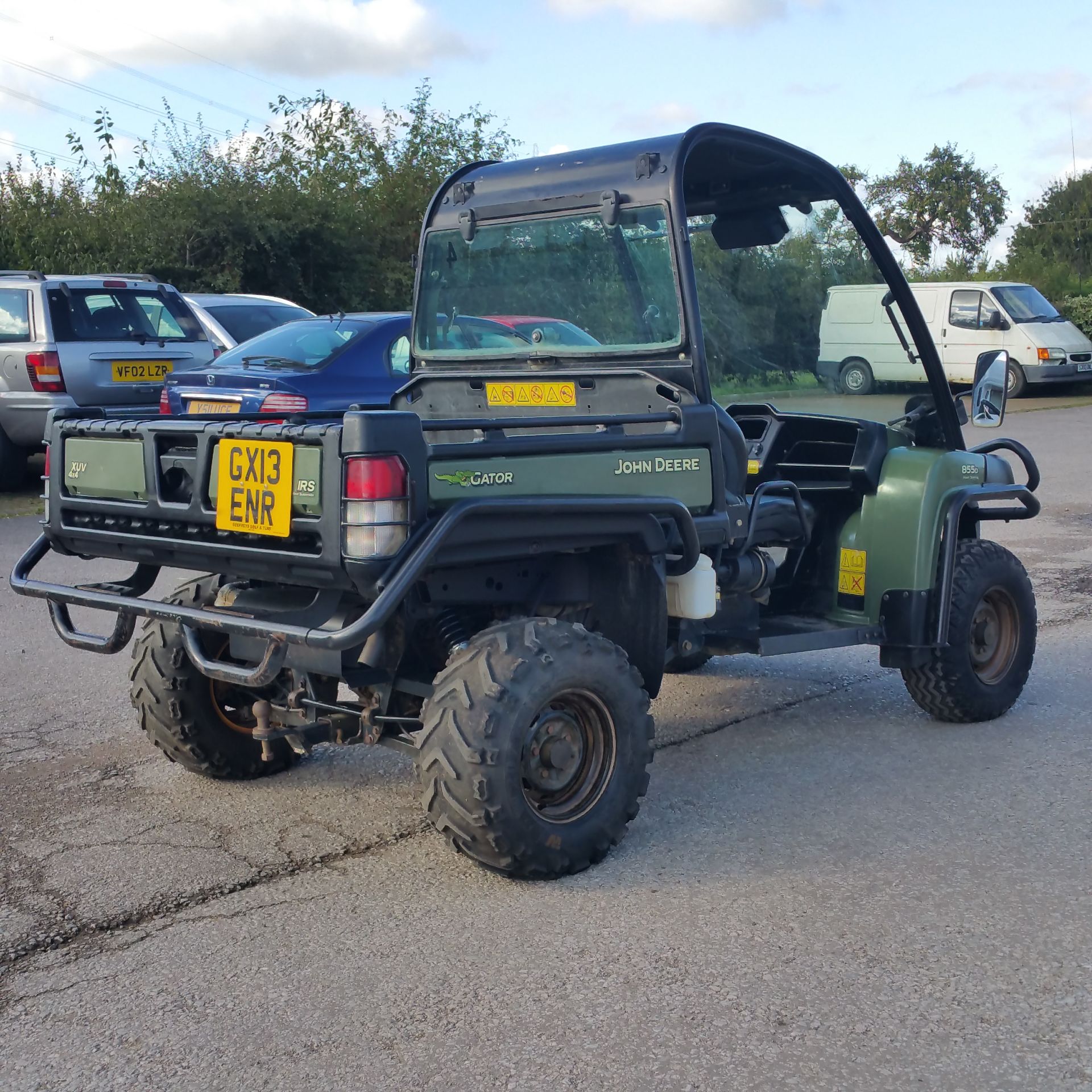 John Deere Gator XUV855D. Year 2013. Road registered 13 plate. Hours 2550. - Image 4 of 6