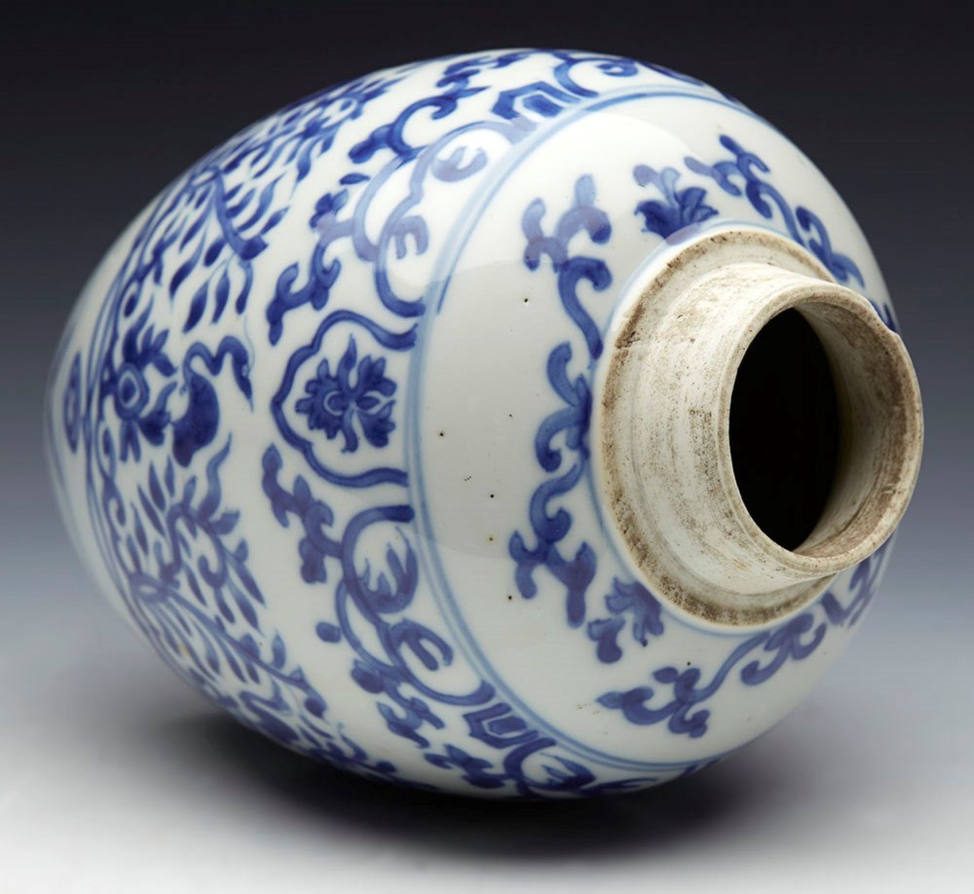 Antique Chinese Kangxi Jar 1662 - 1722 - Image 2 of 10