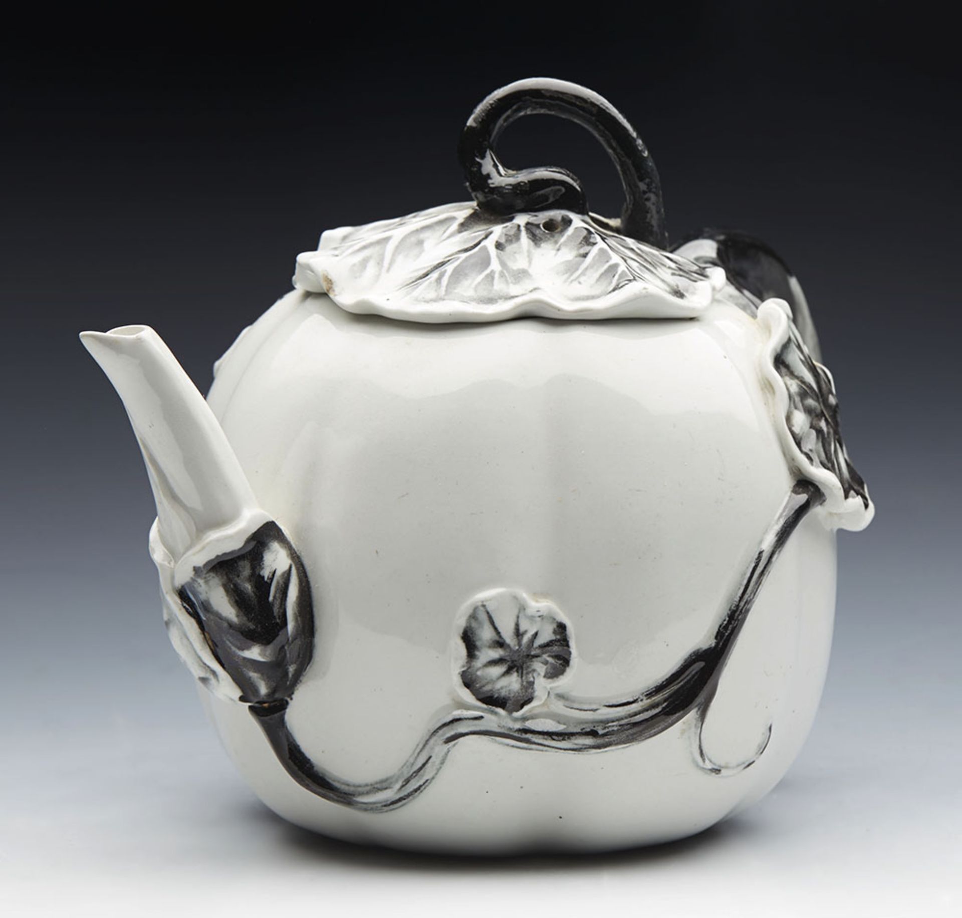 Antique Worcester Porcelain Melon Shaped Lidded Teapot C.1880 - Image 6 of 10