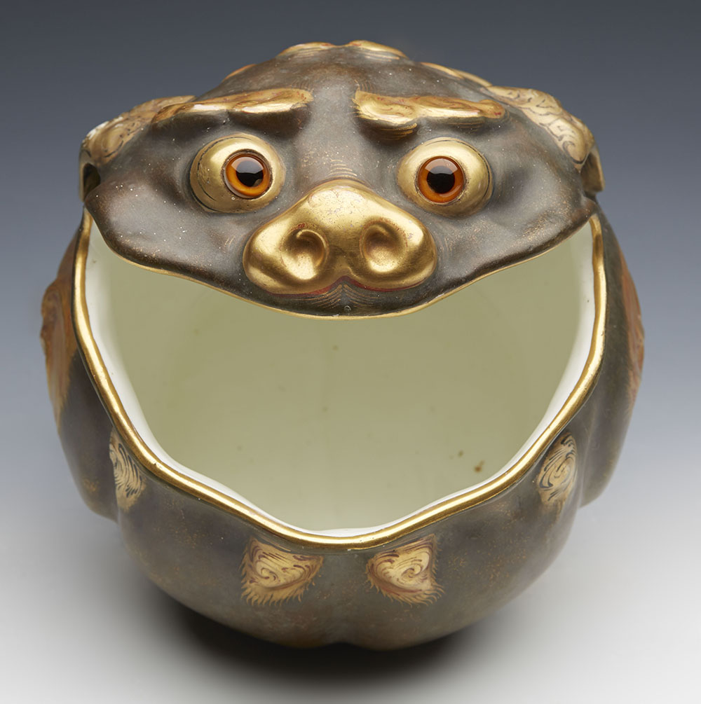 ANTIQUE MOORE BROTHERS GROTESQUE BRONZED FROG VASE C.1880