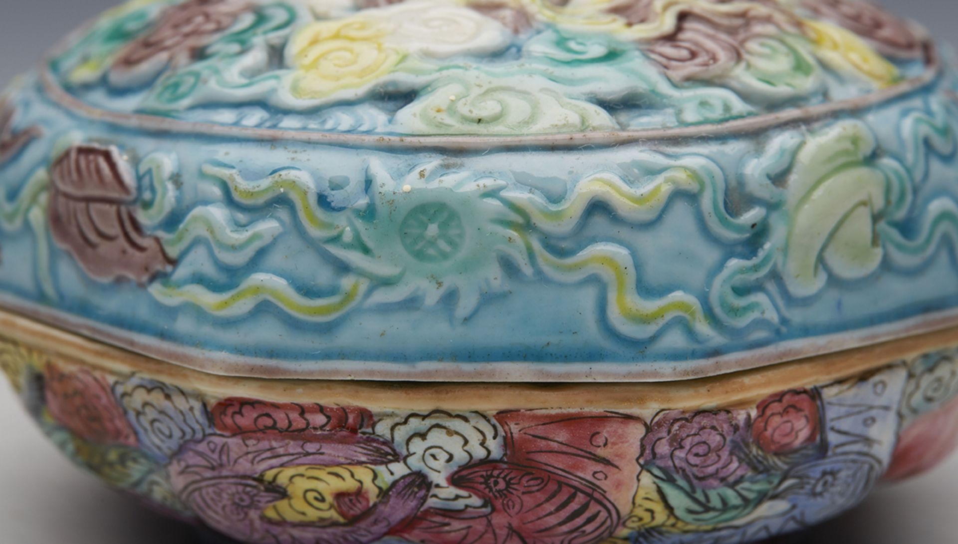 Antique Chinese Qianlong Figural Moulded Lidded Incense Box 18Th C. - Image 3 of 8