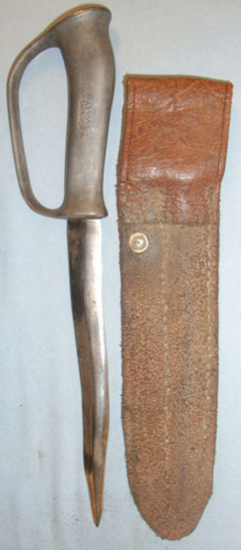 RARE VARIANT, WW1 Robbins Of Dudley Trench Fighting Knife With Kris Form Blade & Leather Sheath - Image 3 of 3