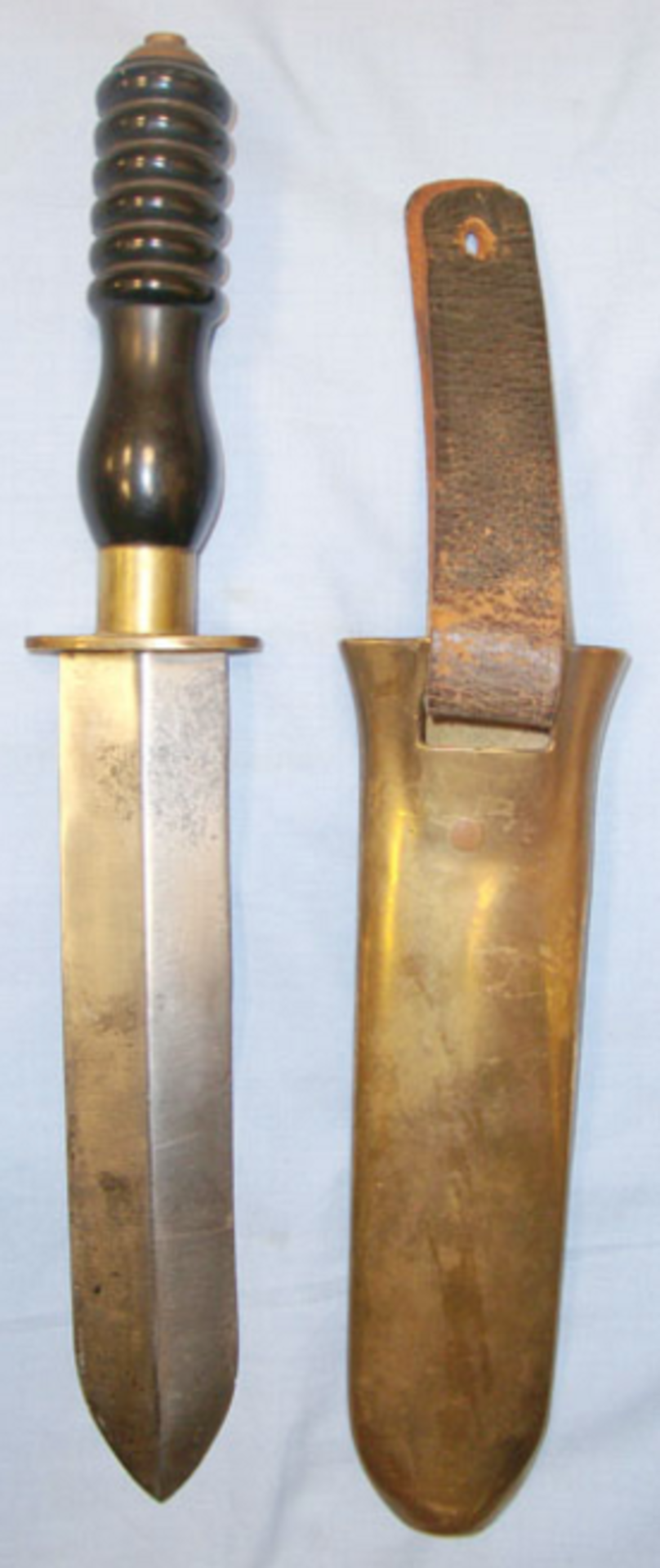 Mint, 1960's British Royal Navy Diver's Knife By Siebe Gorman & Co Ltd & Brass Scabbard - Image 3 of 3