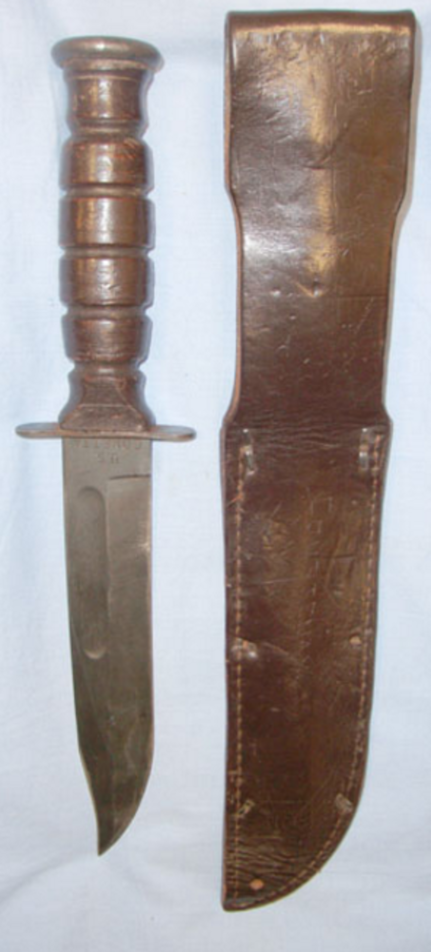 WW2 Era U.S. KA-BAR USMC Fighting Knife By Conetta And Sheath - Image 3 of 3