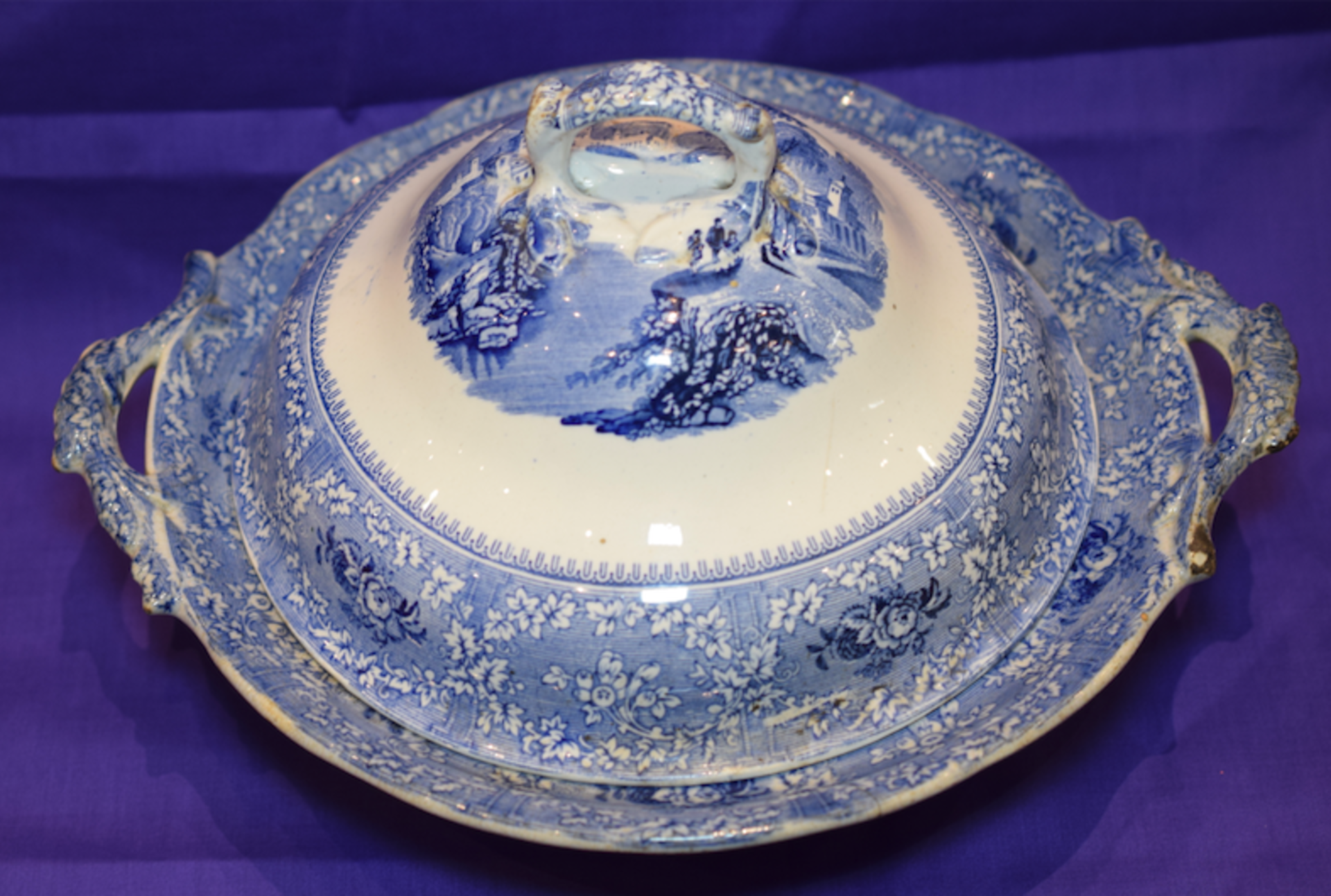 Llanelly Blue & White Tureen & Cover William Holland