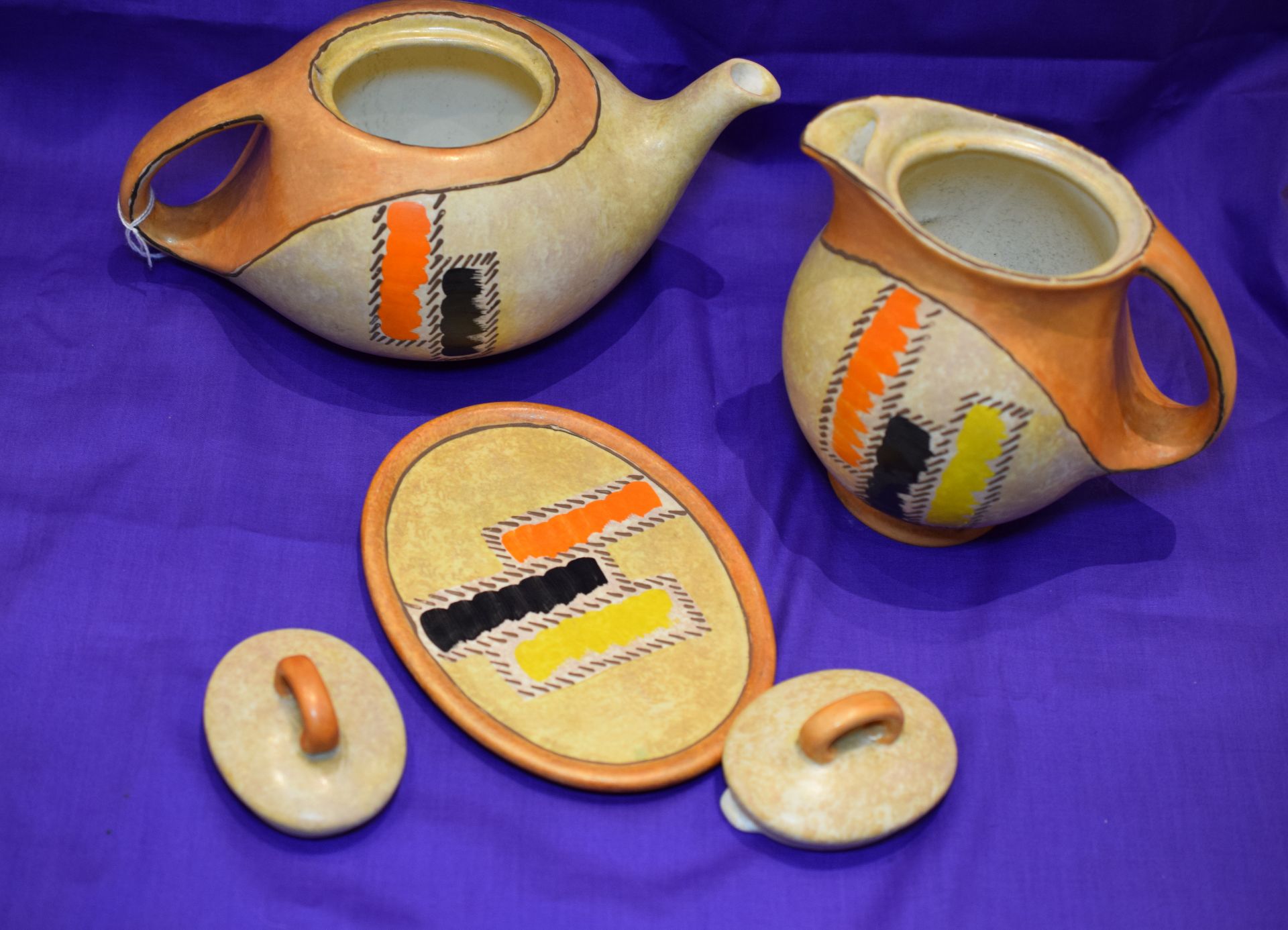 Art Deco Tea Pot, Hot Water Jug And Plate - Image 4 of 5