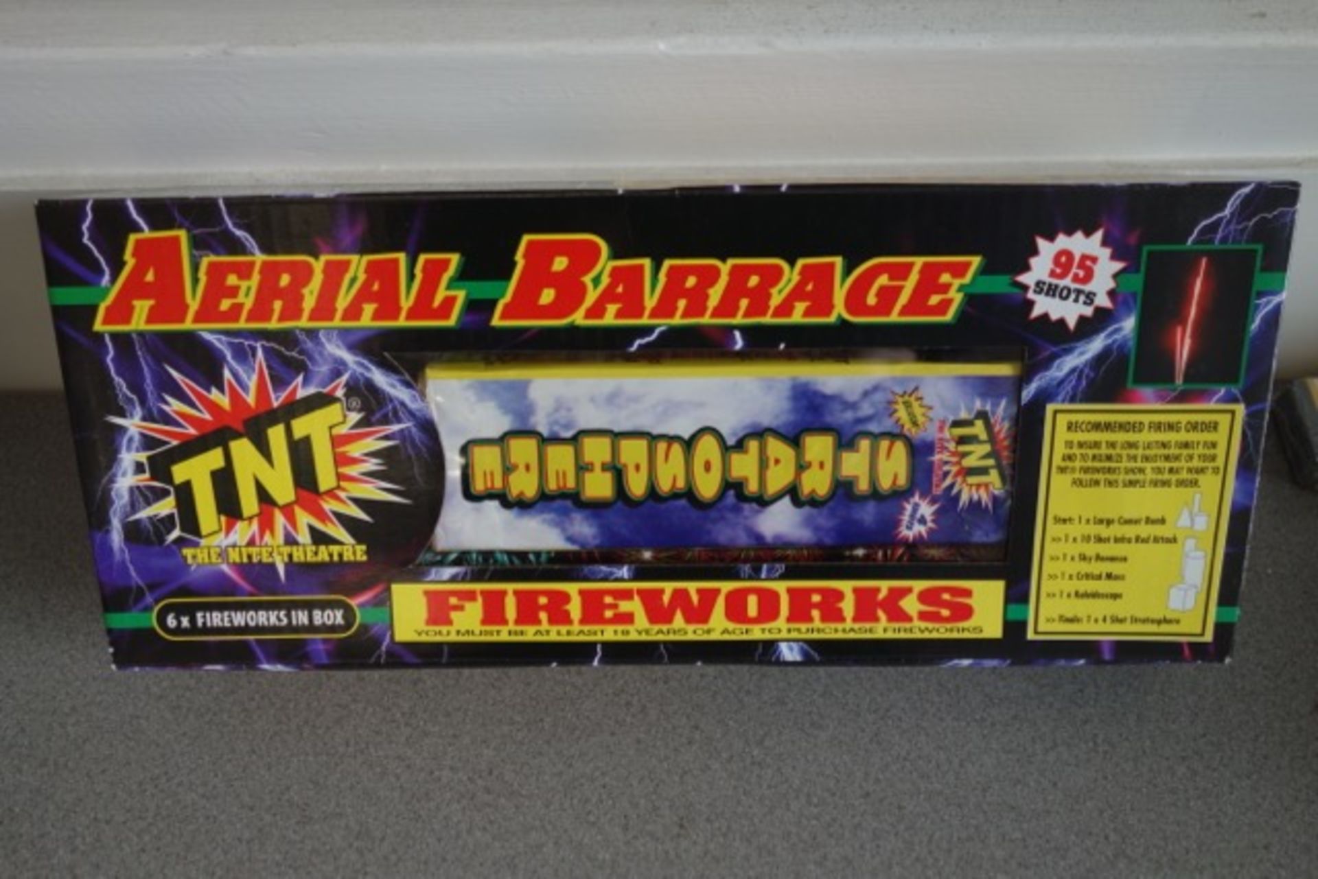 40 x TNT Fireworks - Aerial Barrage 95 Shot Selection Box. Includes 6 high quality fireworks. 1 x