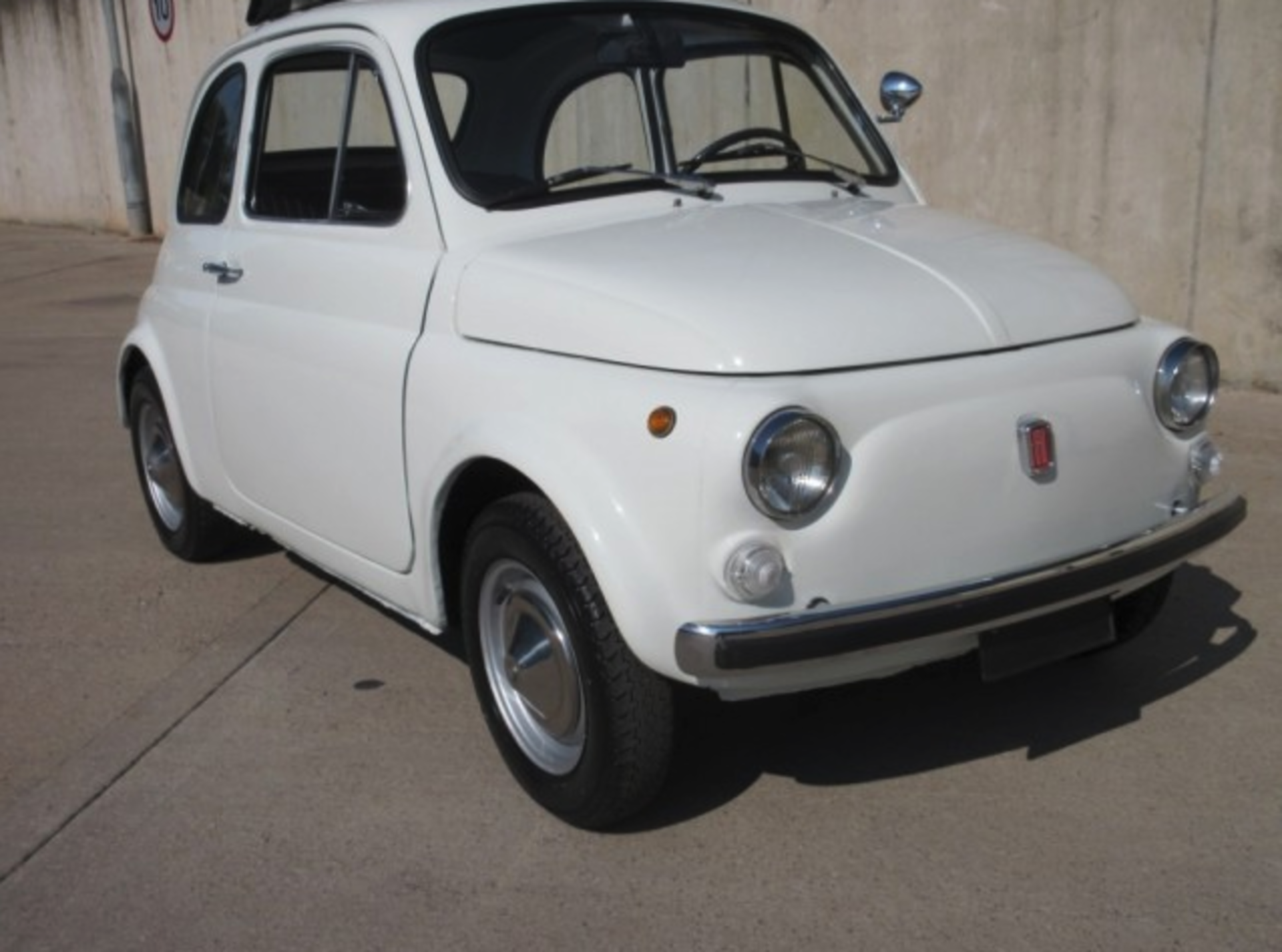 Fiat 500 in White Fully Restored & Detailed - Image 3 of 18