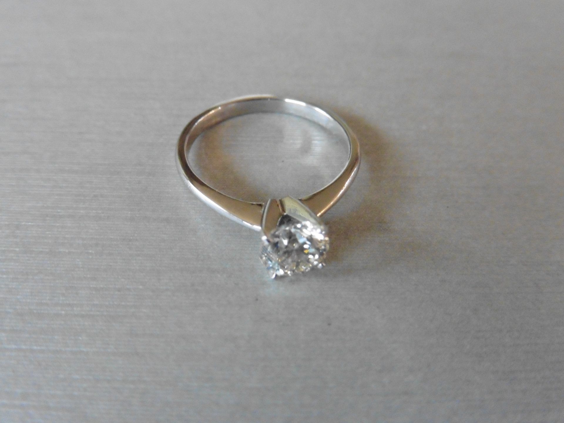 1.00ct diamond solitaire ring set with abrilliant cut diamond, J colour Si1/2 clarity. Set in a high - Image 3 of 4
