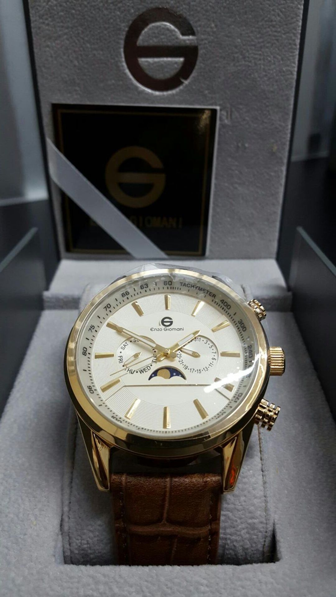 BRAND NEW ENZO GIOMANI EG0023, GENTS GOLD TONE WITH GOLD FACE WATCH, BROWN LEATHER STRAP, DAY/ - Image 2 of 2