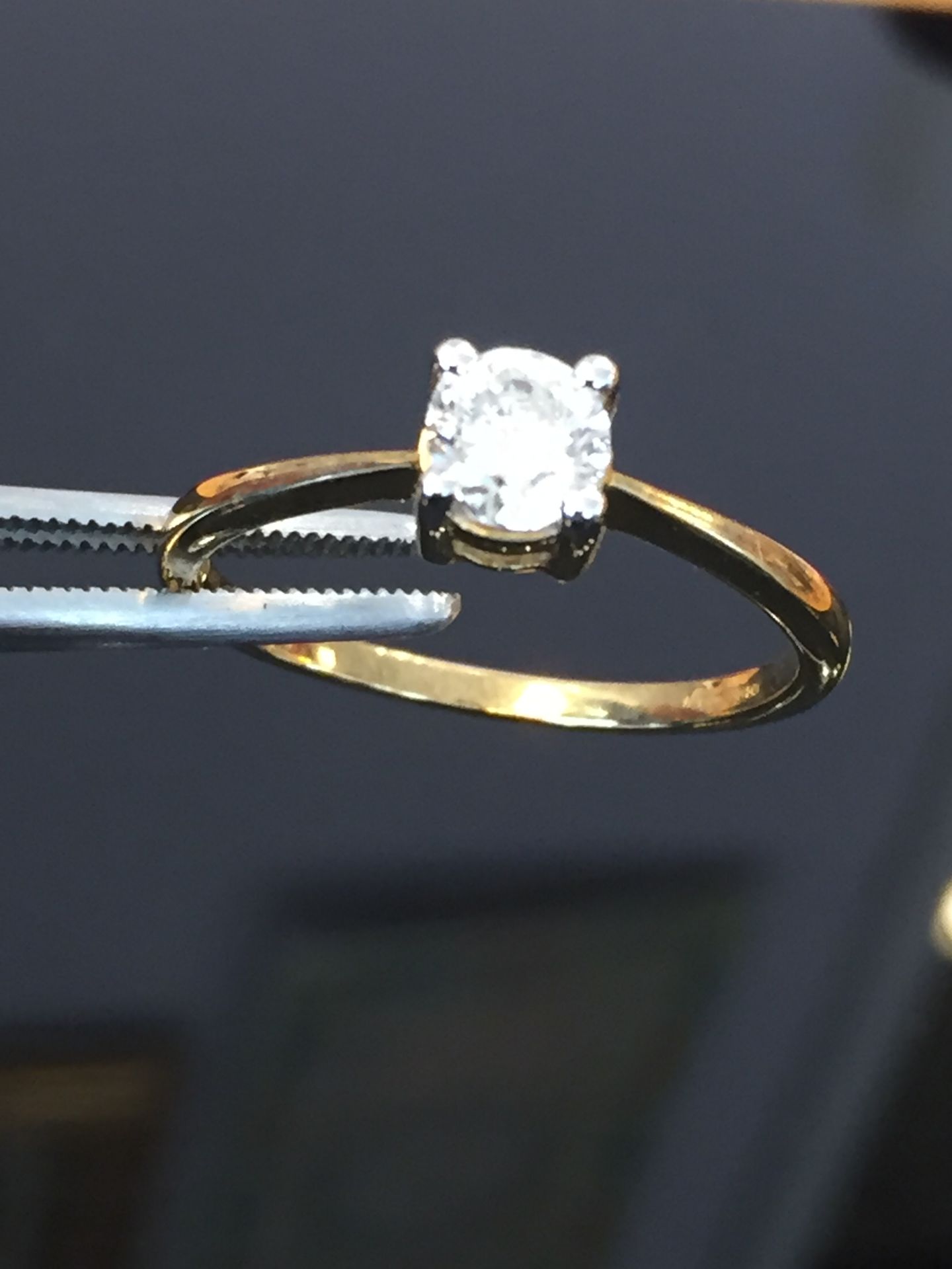 Pre-owned: 9ct Gold 0.5ct Solitaire Ring (P0050