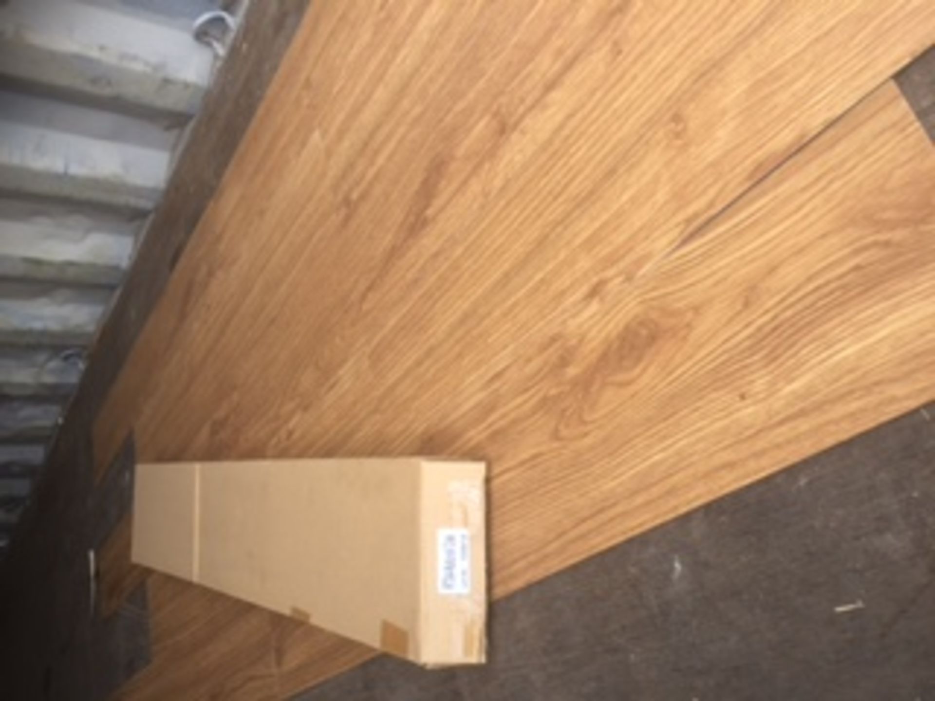 Natural Oak LVT Commercial Flooring 33.4m2 per lot (10 boxes)