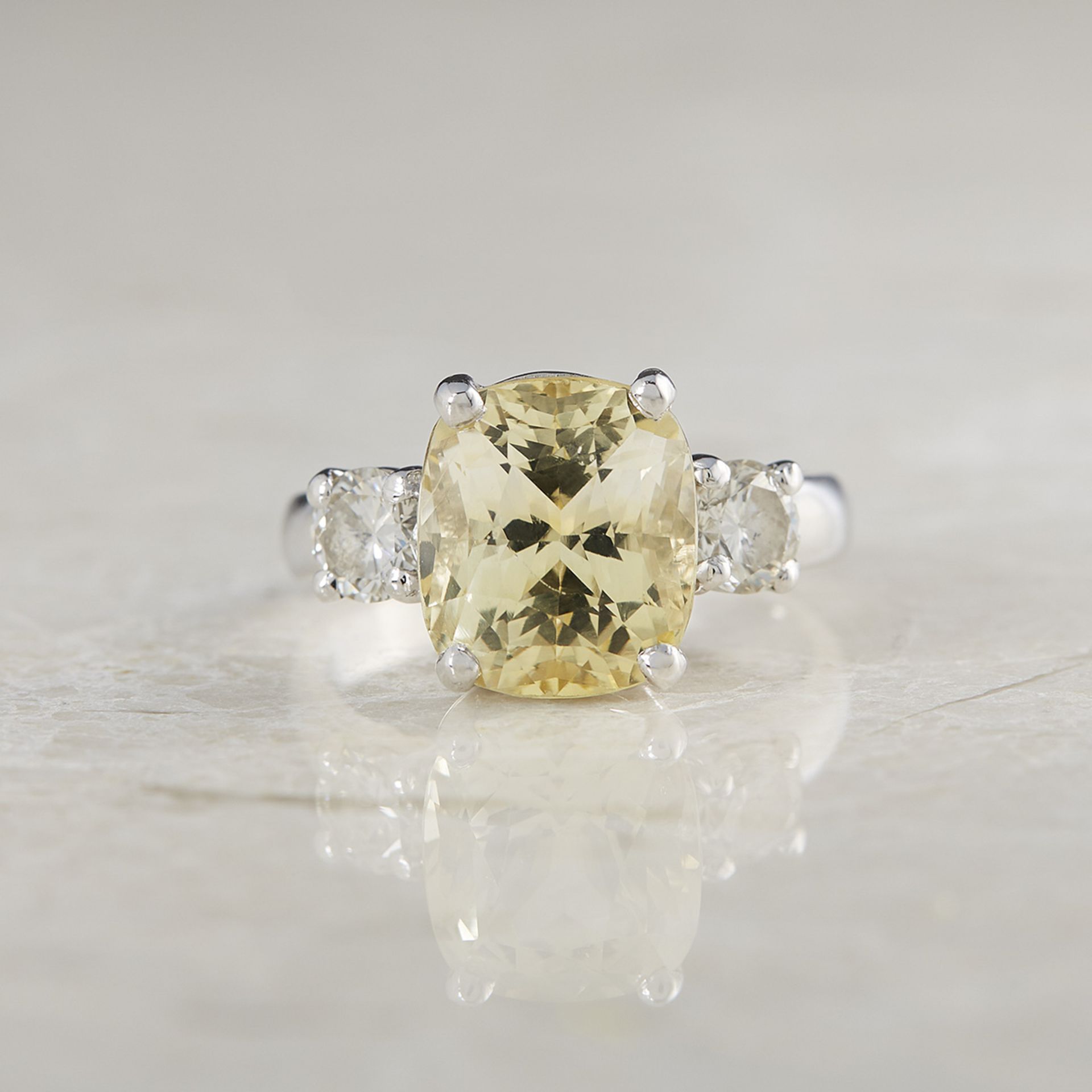 Platinum 6.07ct Yellow Sapphire & 0.68ct Diamond Ring - Image 3 of 8