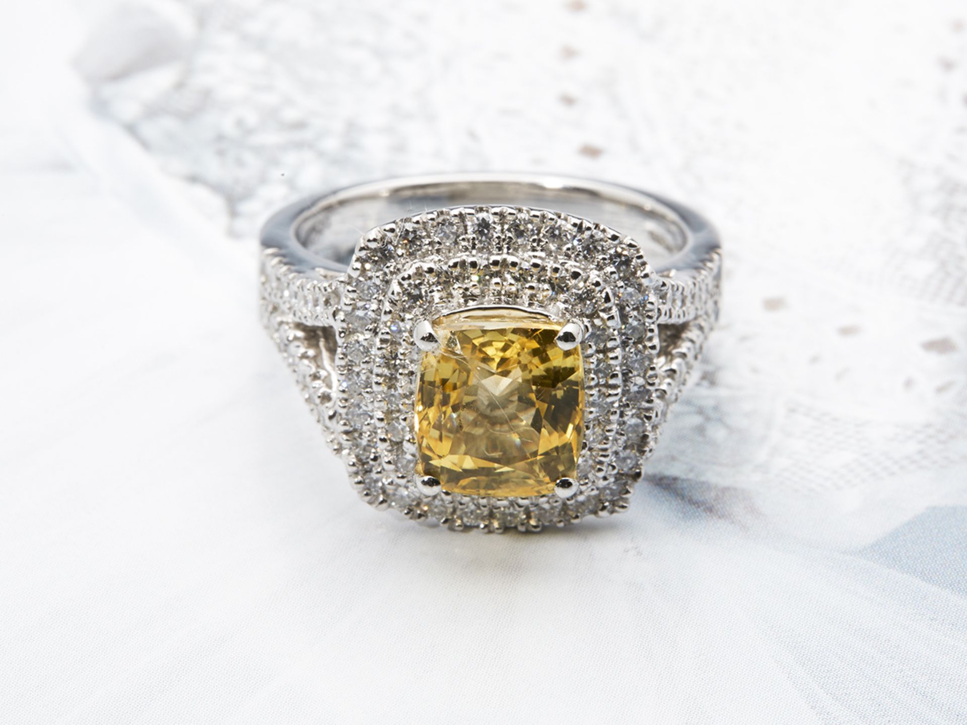 Platinum Cushion Cut 3.56ct Yellow Sapphire & 0.85ct Diamond Ring - Image 2 of 5