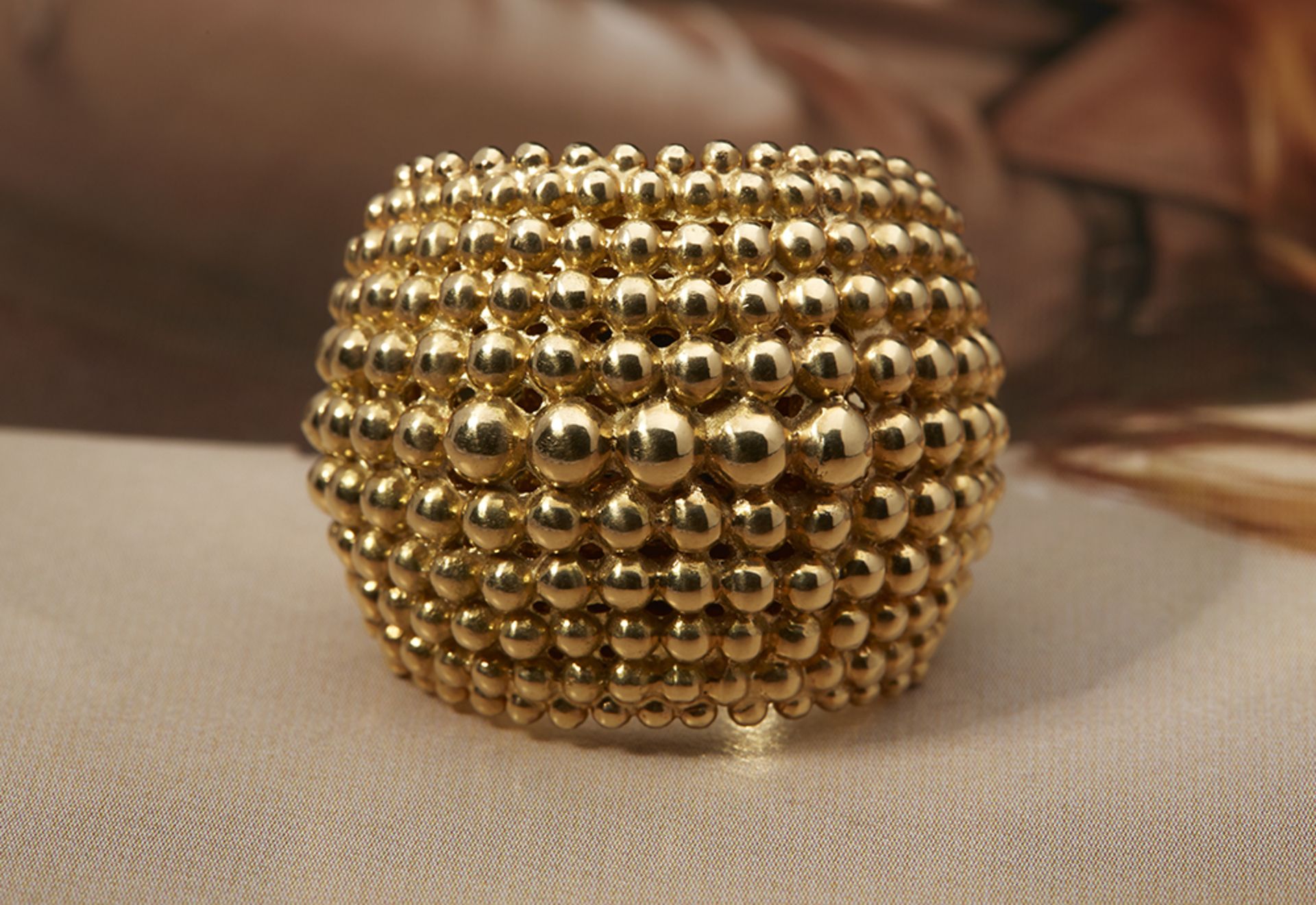 18k Yellow Gold Bombe Ring Size L - Image 2 of 5