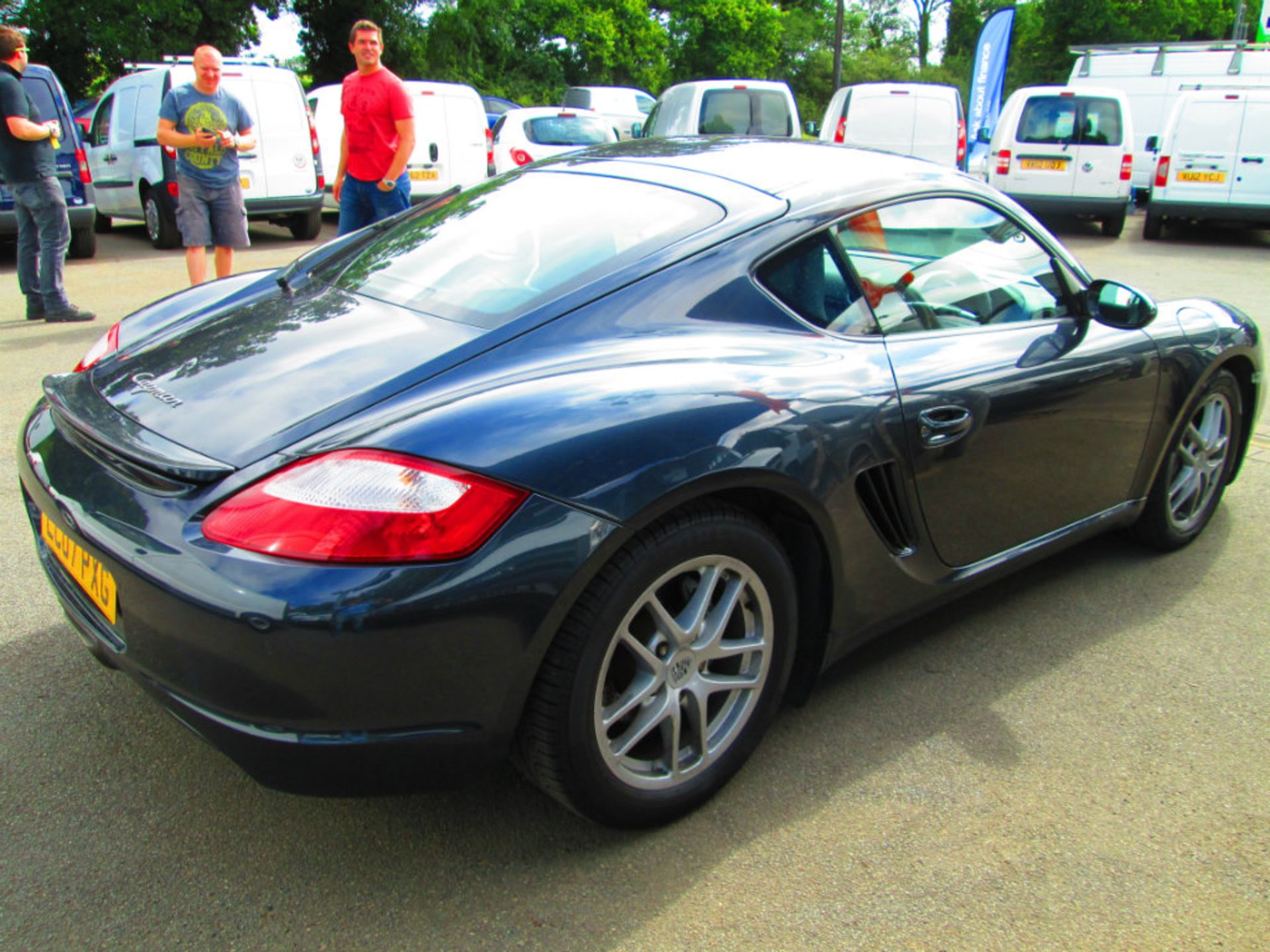 *Reserve Lowered - Next Bid Wins* Porsche Cayman 2.7 987 date of reg : 15/05/2007 86,000 miles