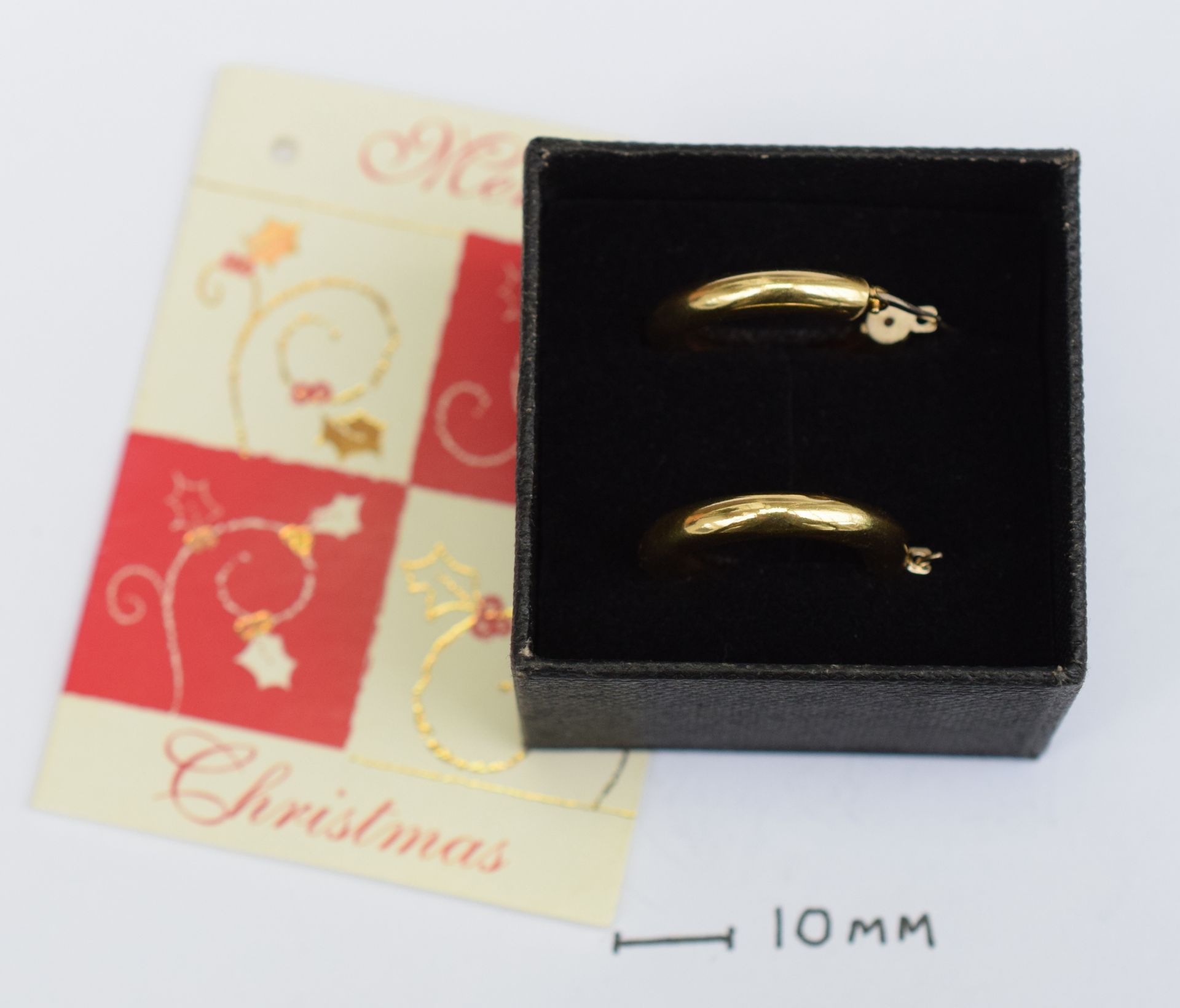 18ct Yellow Gold Hoop Earrings 2.9grms - Image 2 of 2
