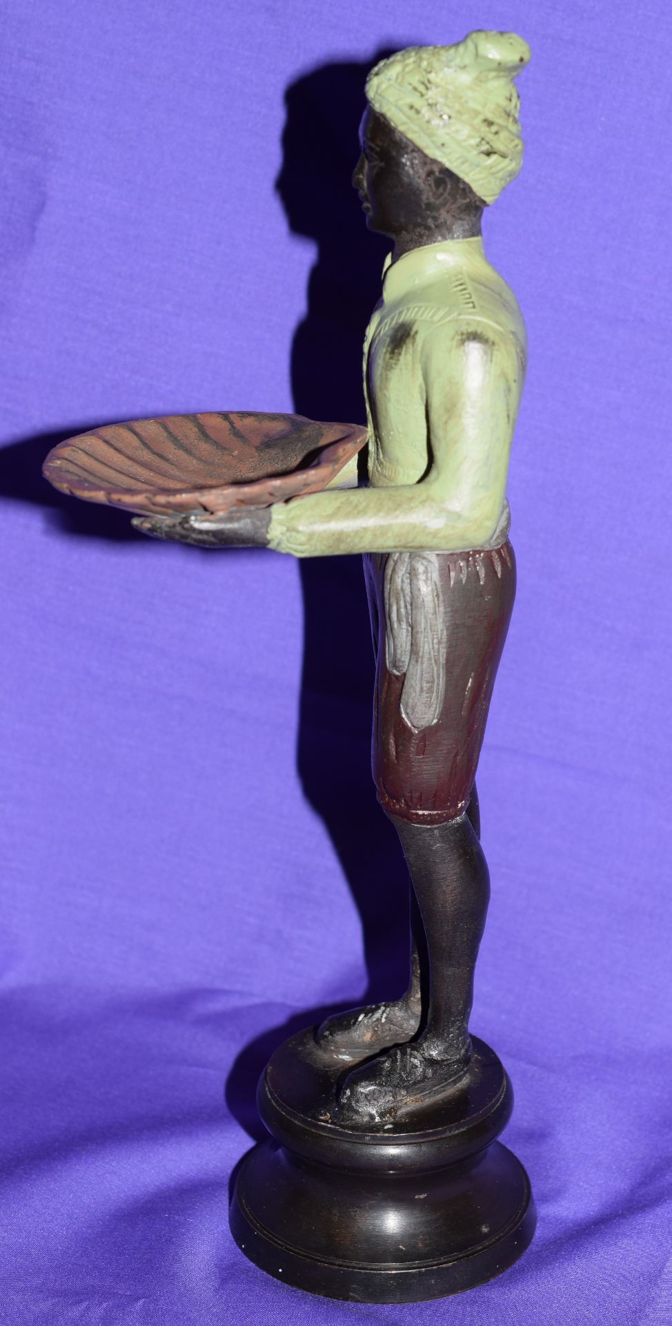 Bronze Cold Painted Figure Of An Eastern Male (Siamese?) Hold A Shell As Tray - Image 3 of 6