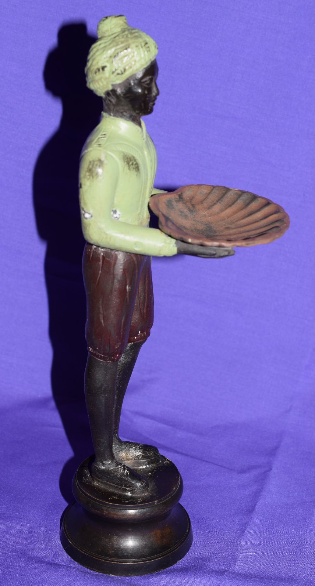 Bronze Cold Painted Figure Of An Eastern Male (Siamese?) Hold A Shell As Tray - Image 5 of 6