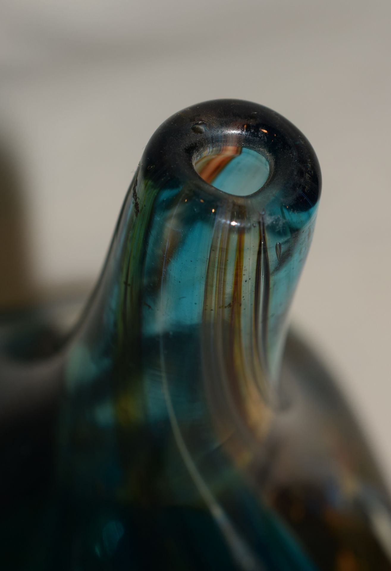 Mdina Signed Lollipop Glass Vase 1977 - Image 4 of 5