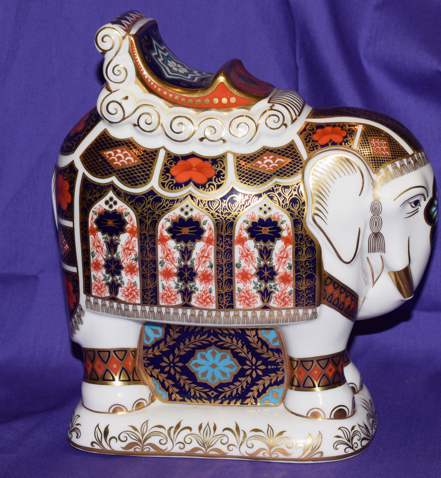 Rare, Beautiful Royal Crown Derby Elephant In Imari Pattern