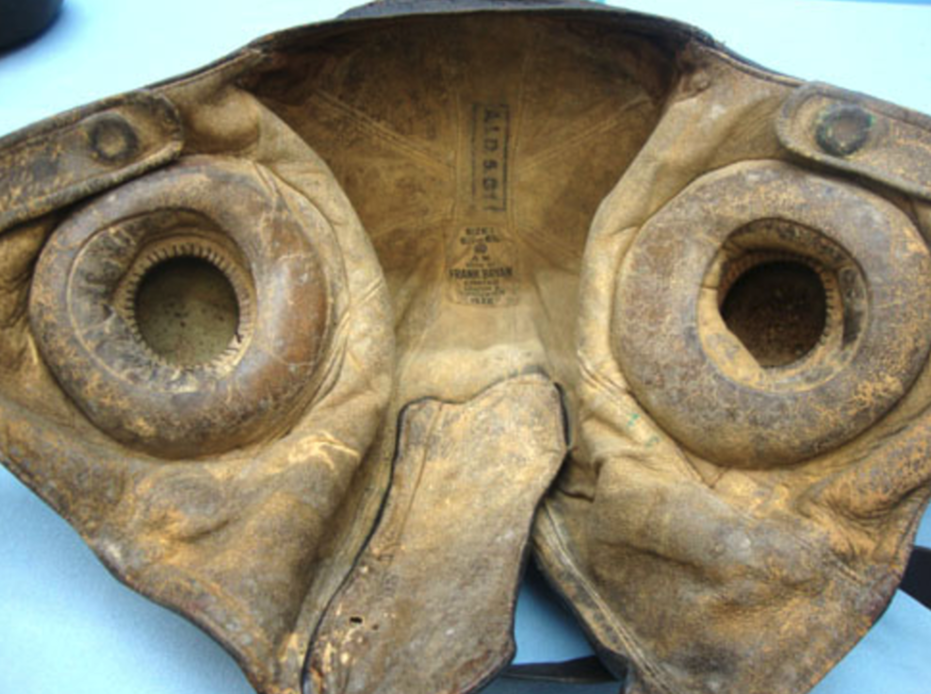 WW2 Battle Of Britain Royal Air Force 'B' Type Leather Flying Helmet By Frank Bryan Dated 1938 - Image 2 of 3