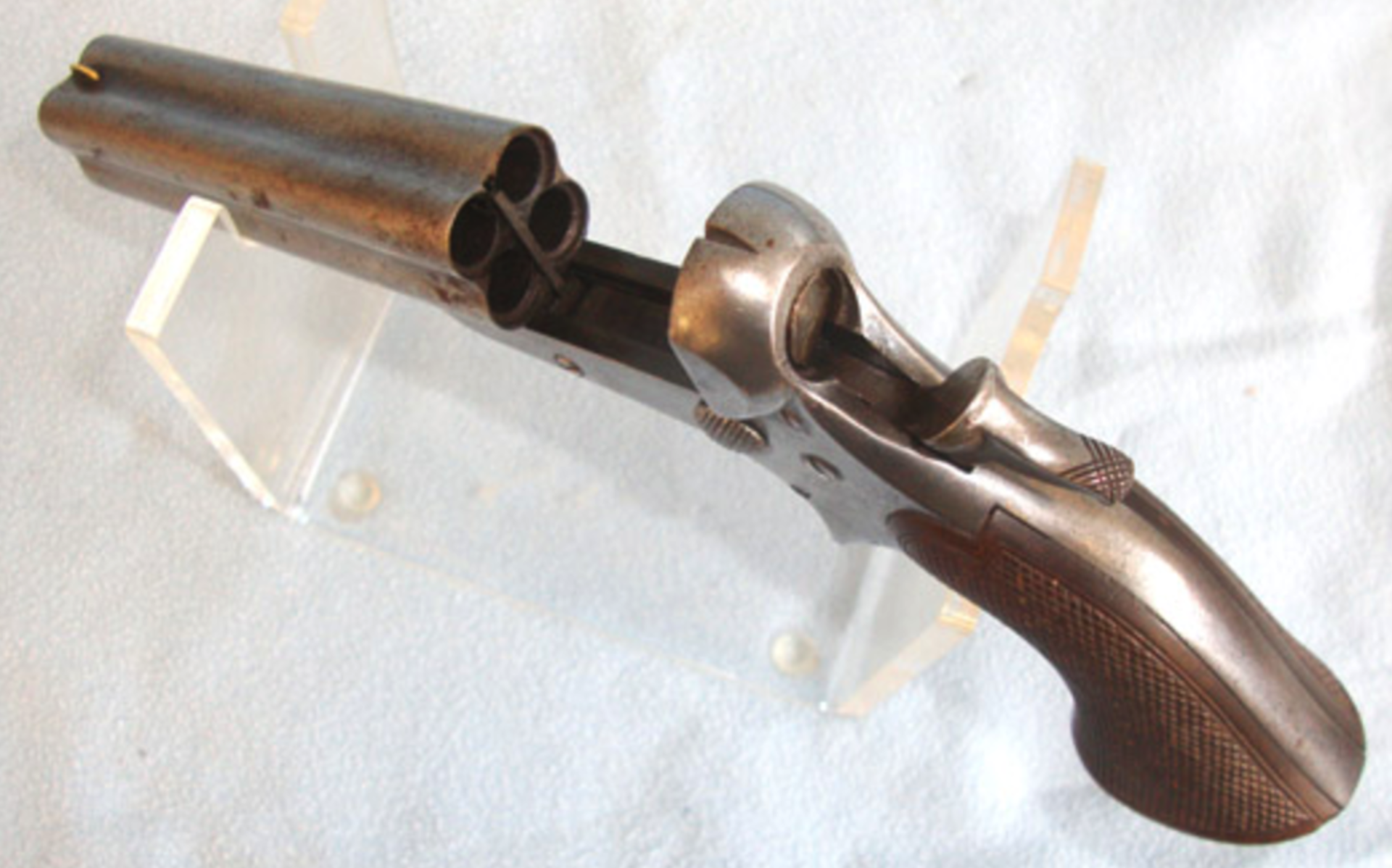 Large,1859-1874 American Wild West Era Sharps 1859 .30 Rim Fire Calibre 4 Barrelled Pocket Derringer - Image 2 of 3